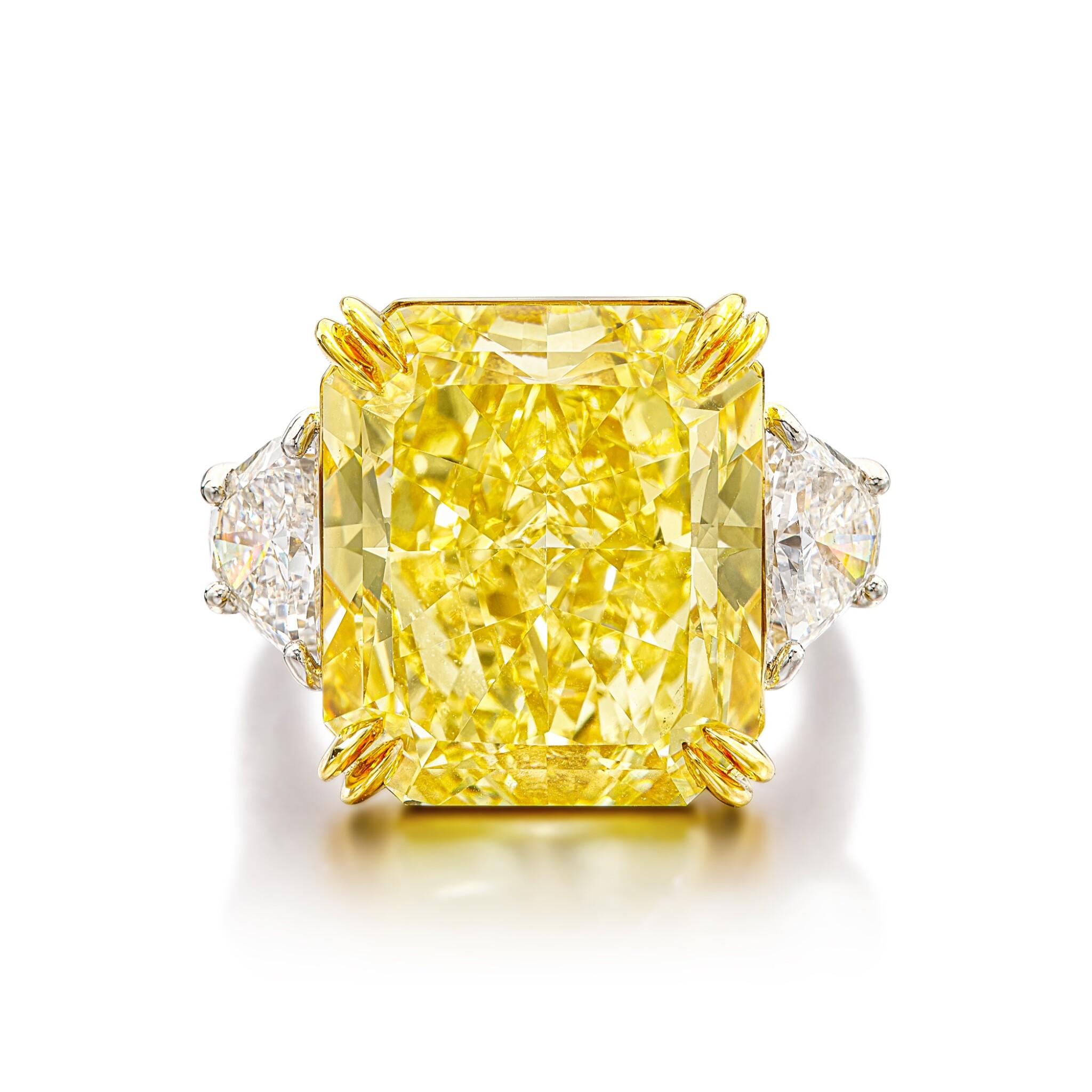 Bague en diamant certifié GIA de 8,01 carats de couleur jaune intense VS1 en 18K Unisexe en vente