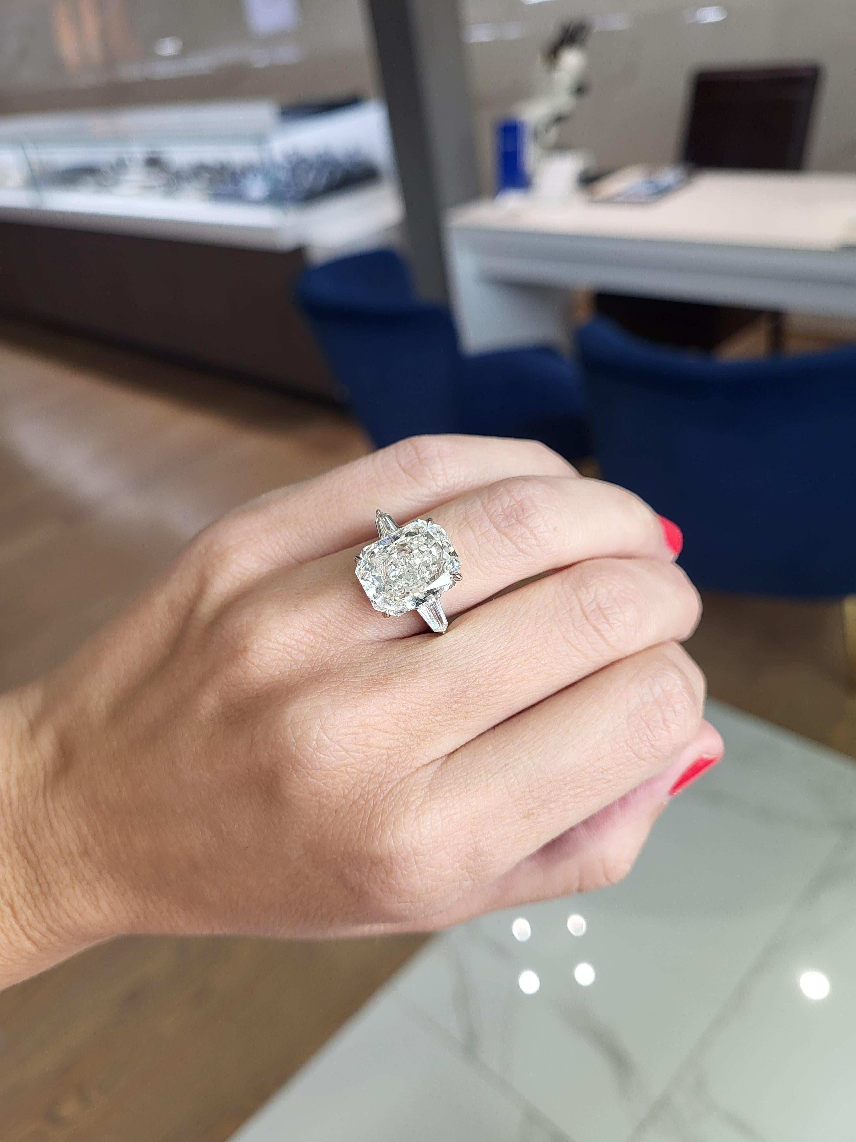 GIA Certified 8.01 Carat Radiant Cut Diamond, H IF, Platinum Engagement Ring 3