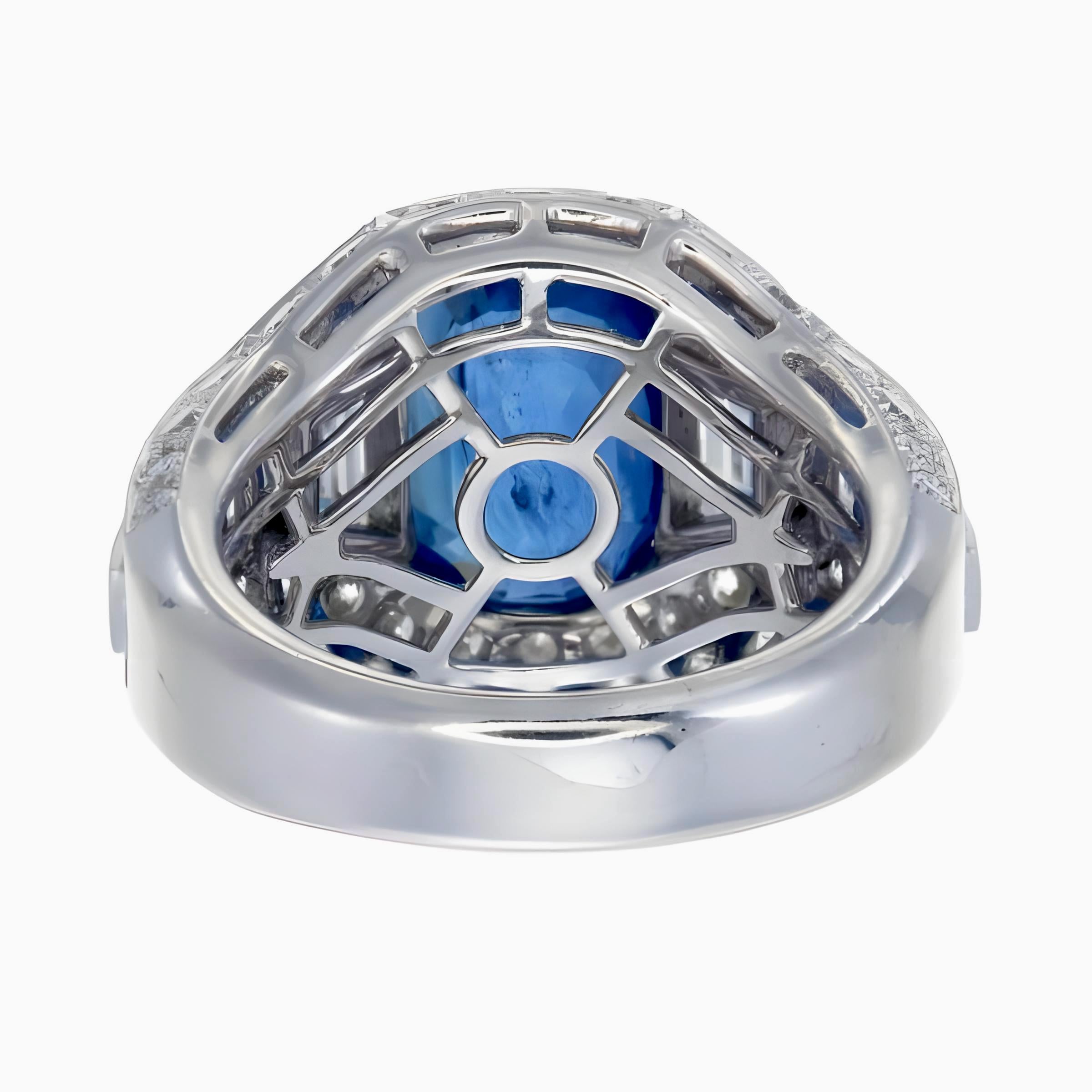 GIA Certified 8.01 Carat Sri Lanka Heated Blue Sapphire Ring in 18 Karat W/G In New Condition For Sale In Bangkok, TH