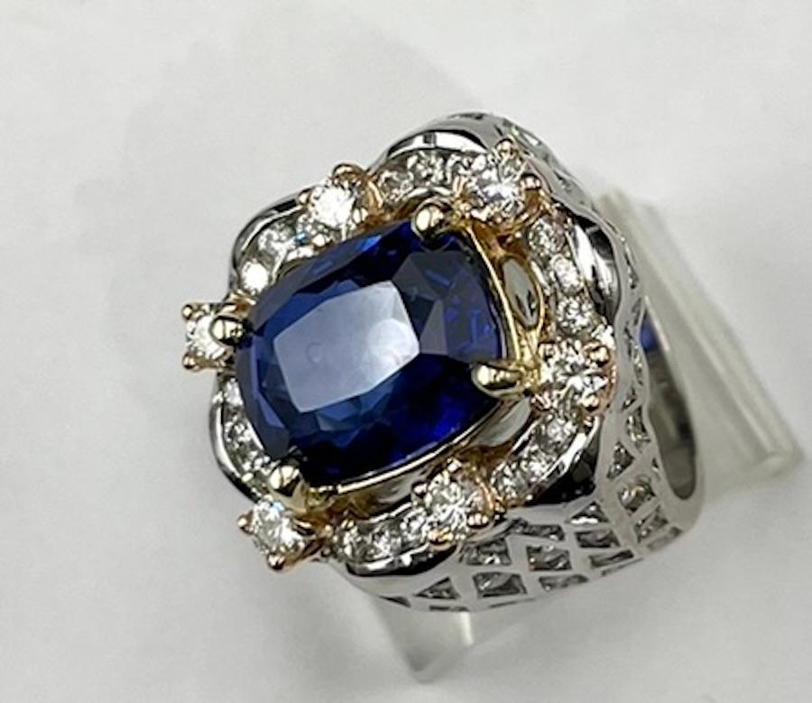 Contemporary GIA Certified 8.01Ct Cushion Cut Unheated Blue Sapphire For Sale