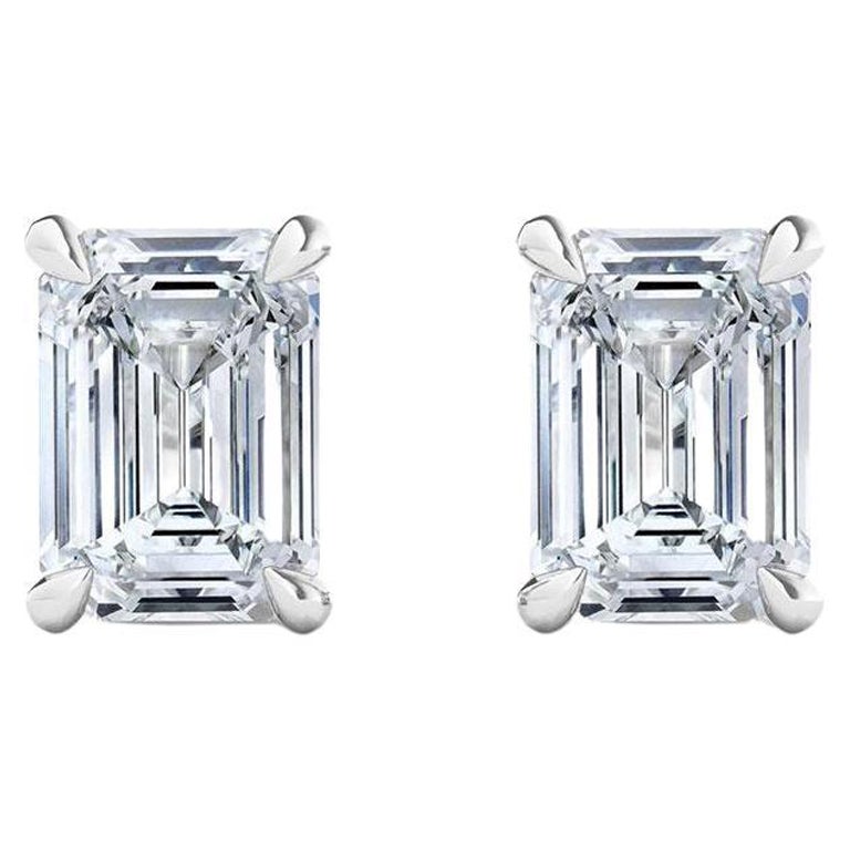 Clous d'oreilles en diamants taille émeraude de 8,02 carats certifiés GIA
