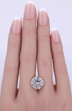 GIA Certified 8.02 Carat Round Brilliant Cut Diamond  VVS2 Clarity  I Color