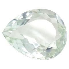 Euclasa natural extremadamente rara de 8,05 quilates certificada por el GIA