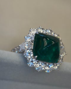 GIA Certified 8.06 Carat Natural Colombian Emerald Sugarloaf Diamond Gold Ring