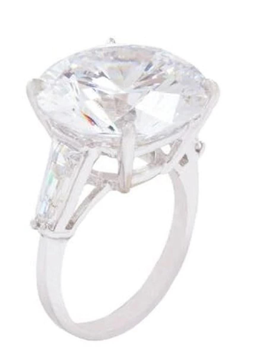 Modern FLAWLESS GIA Certified 8.20 Carat Round Brilliant Cut Diamond Ring