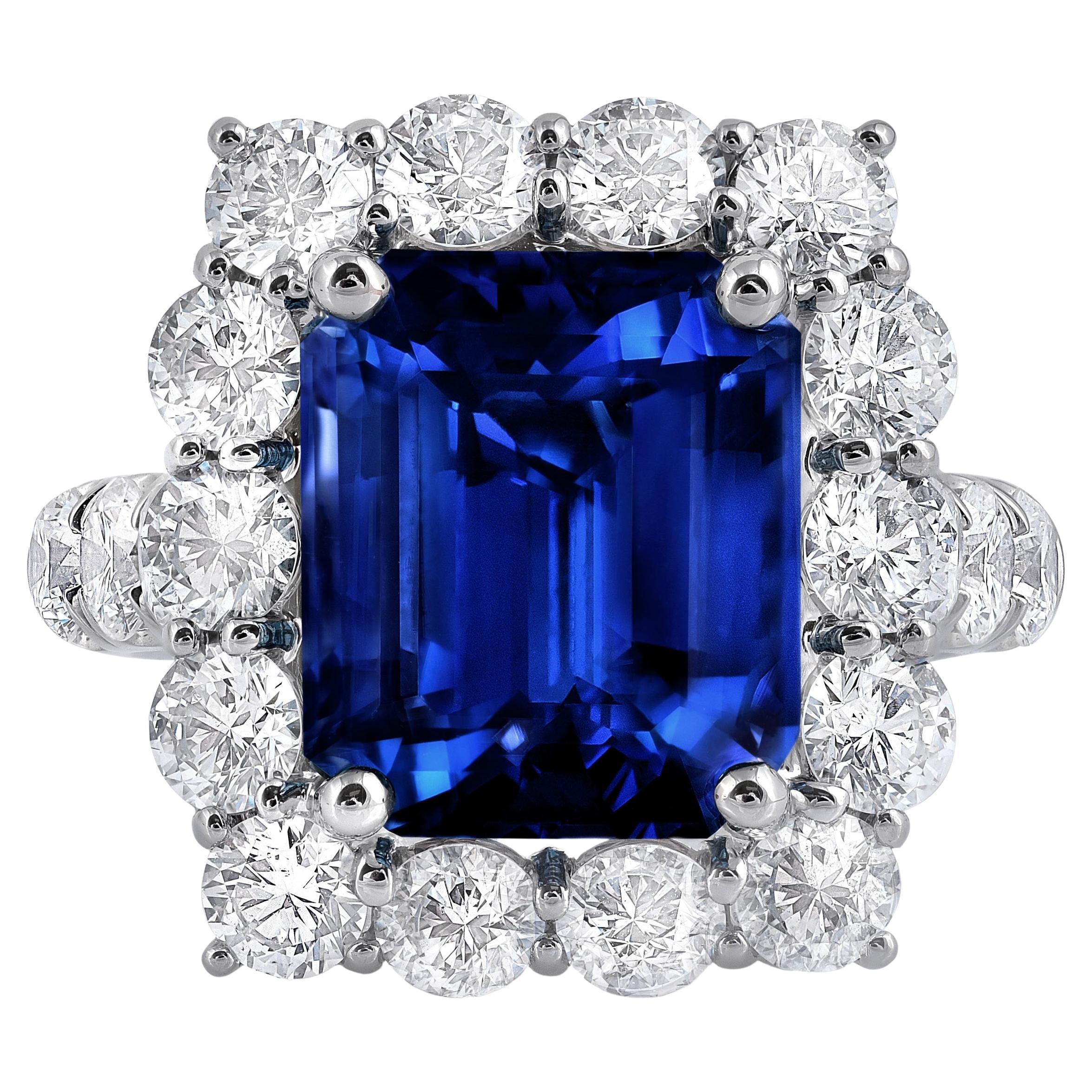 Platinring mit GIA-zertifiziertem 8,18 Karat blauem Saphir und Diamant im Angebot