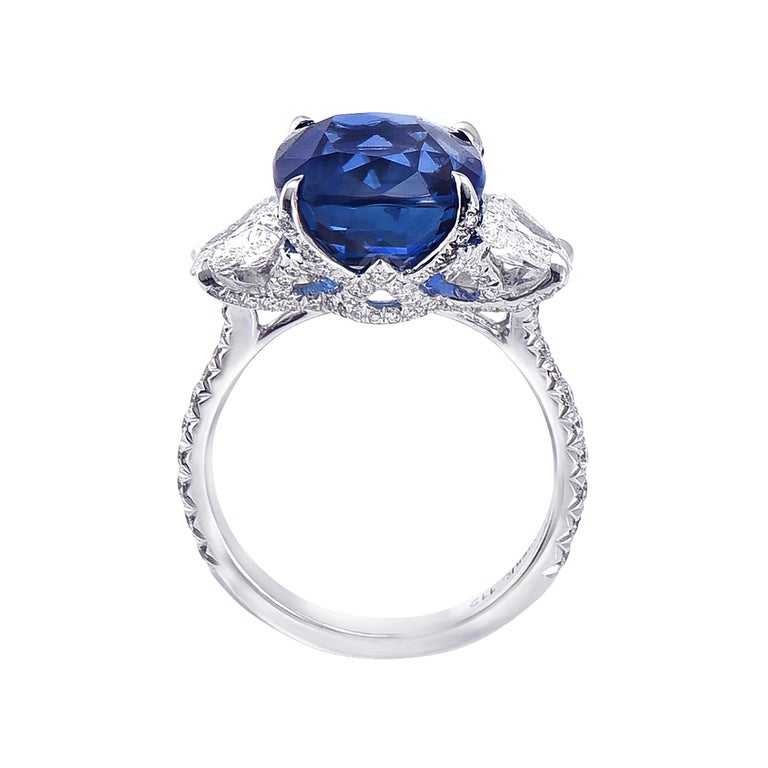 Laviere GIA Certified 8.20 Carat Blue Sapphire and Diamond Ring For ...