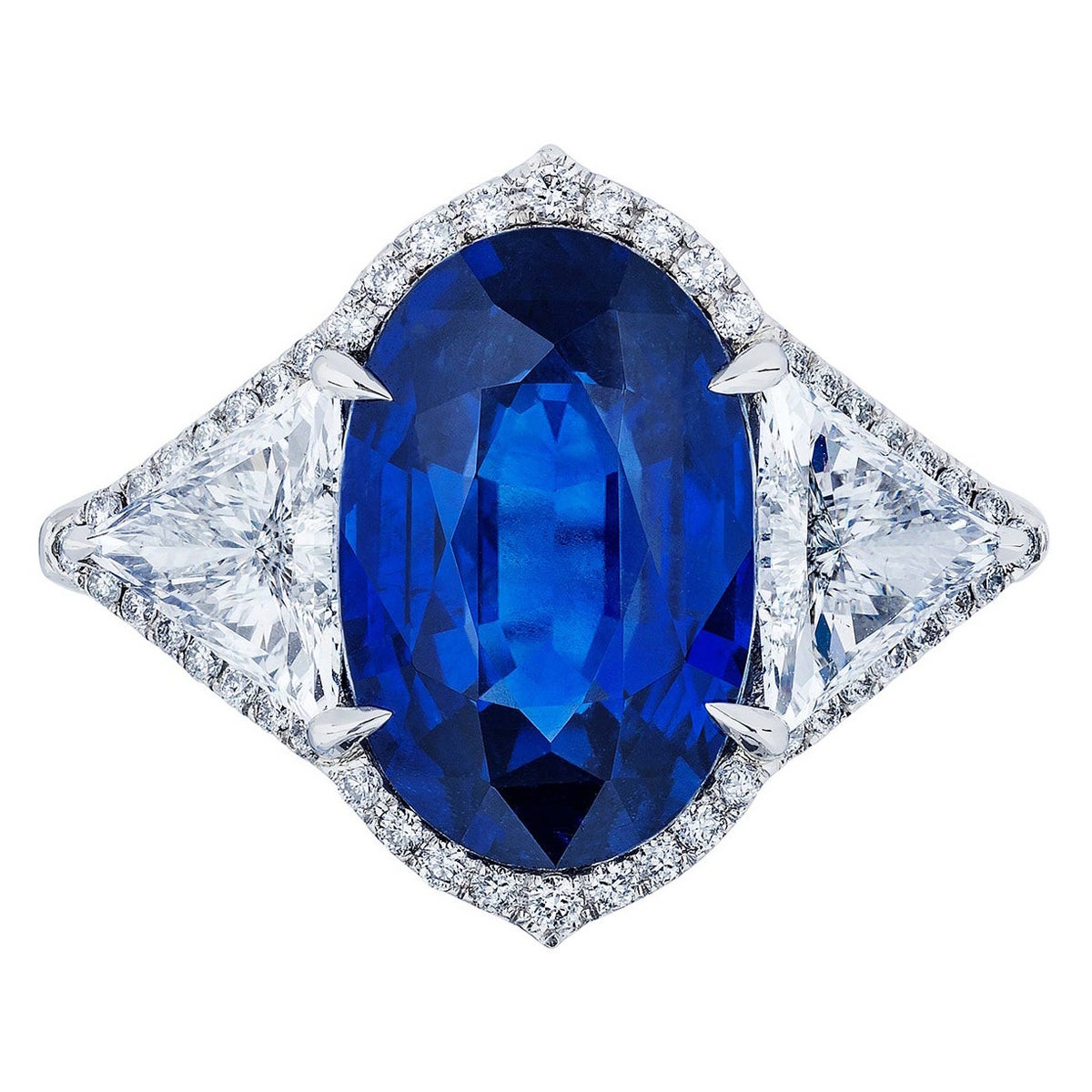 Anello con zaffiro ovale e diamanti da 8,25 carati certificato GIA in vendita