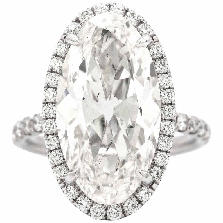 GIA Certified 8.38 Carat Oval Shape Diamond Ring For Sale at 1stDibs