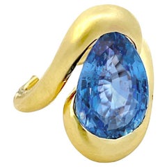 GIA Certified 8.38 Carat Sapphire Fashion Cocktail Ring