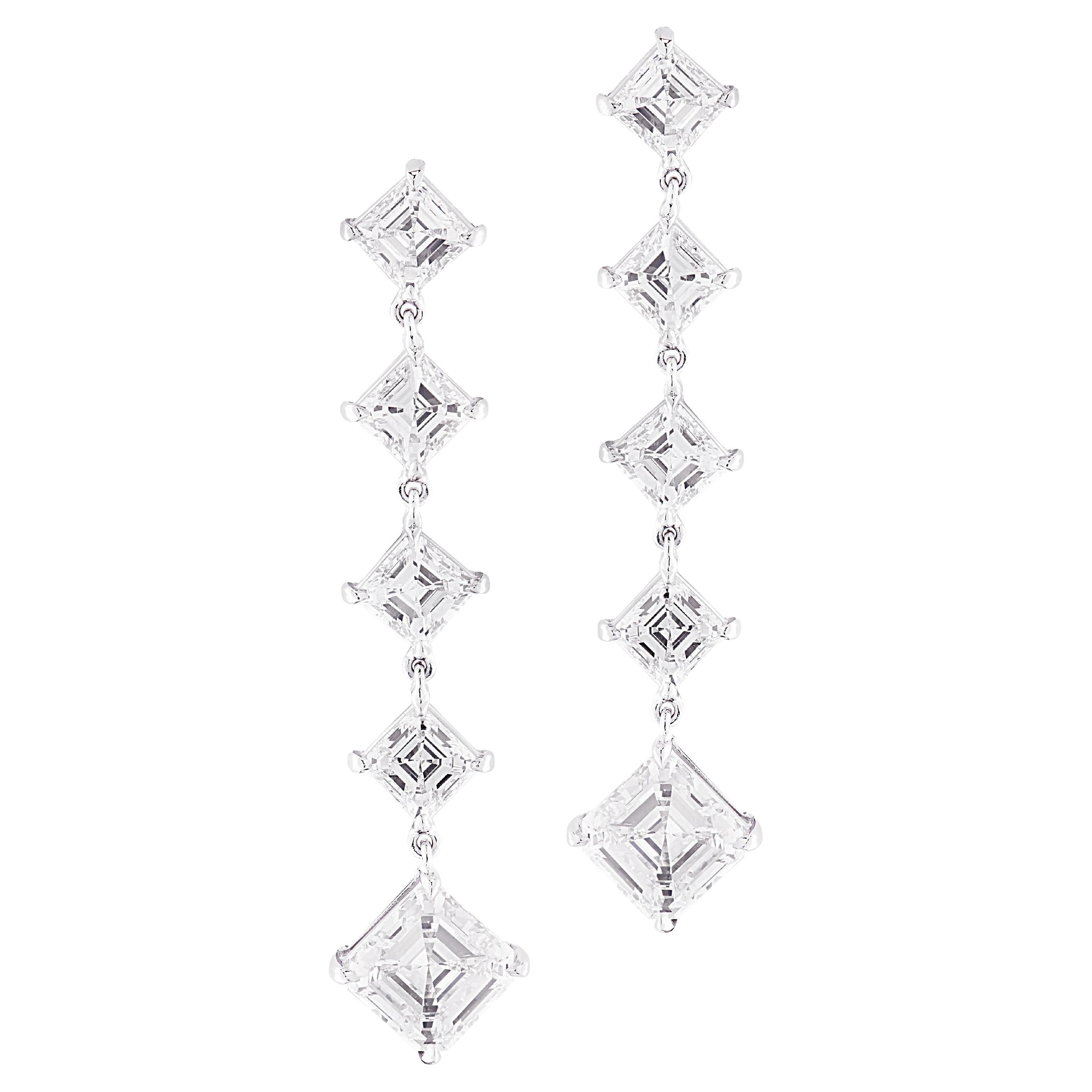 Boucles d
oreilles pendantes en diamant asscher certifié GIA 8,45ct