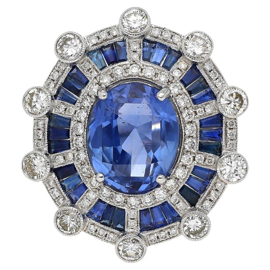 Bague de style Art déco avec saphir bleu non chauffé certifié GIA de 8,46 carats et diamants en vente