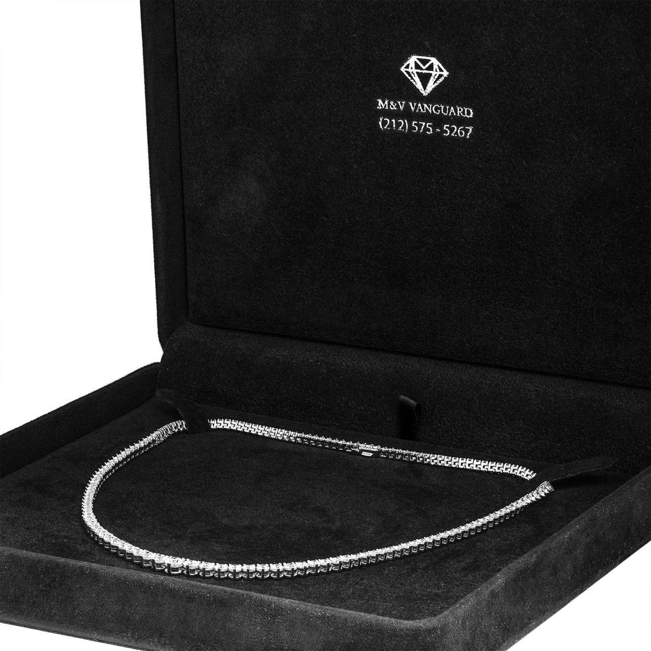 GIA-zertifizierte 8,49 Karat 14K Weißgold abgestufte Diamant-Tennis-Halskette (Rundschliff) im Angebot
