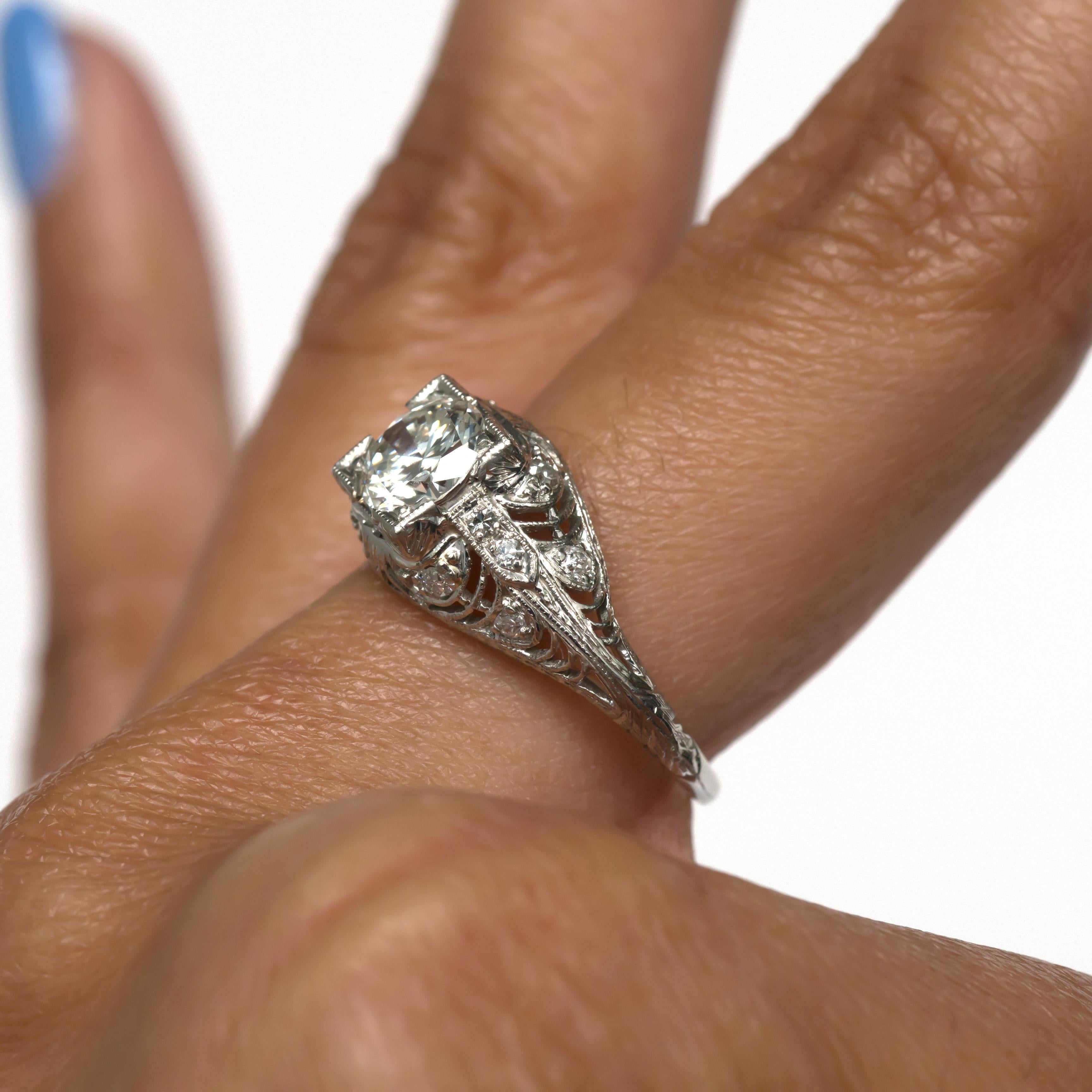 Bague de fiançailles en diamants de 0,85 carat certifiés GIA en vente 2