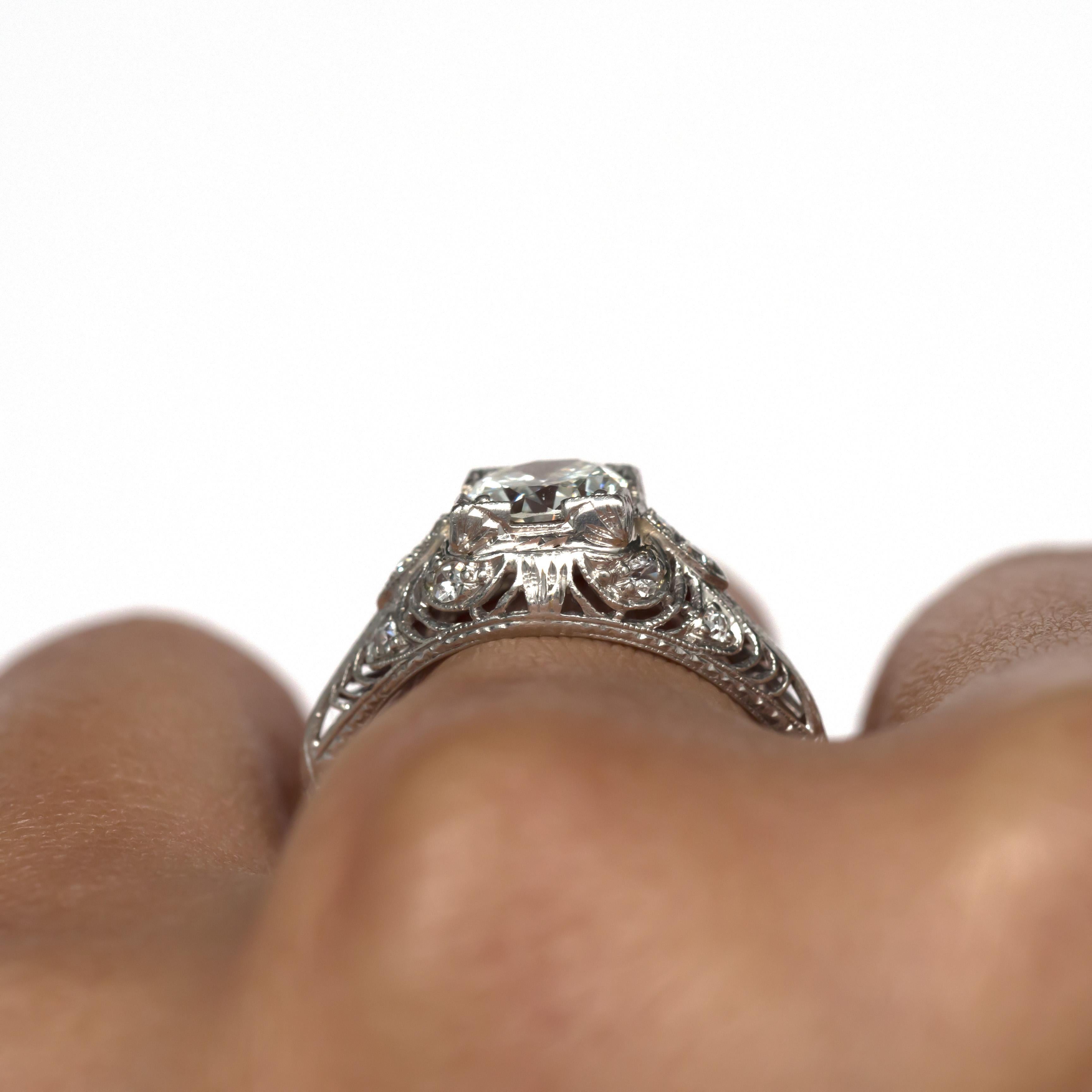 Bague de fiançailles en diamants de 0,85 carat certifiés GIA en vente 3