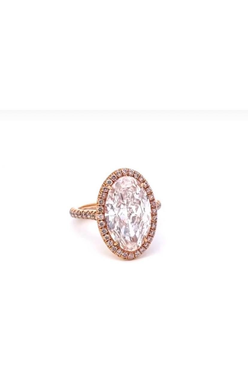 Taille ovale Bague en or 18 carats certifiée GIA 8,50 carats D/VVS1 Diamant de forme ovale en vente