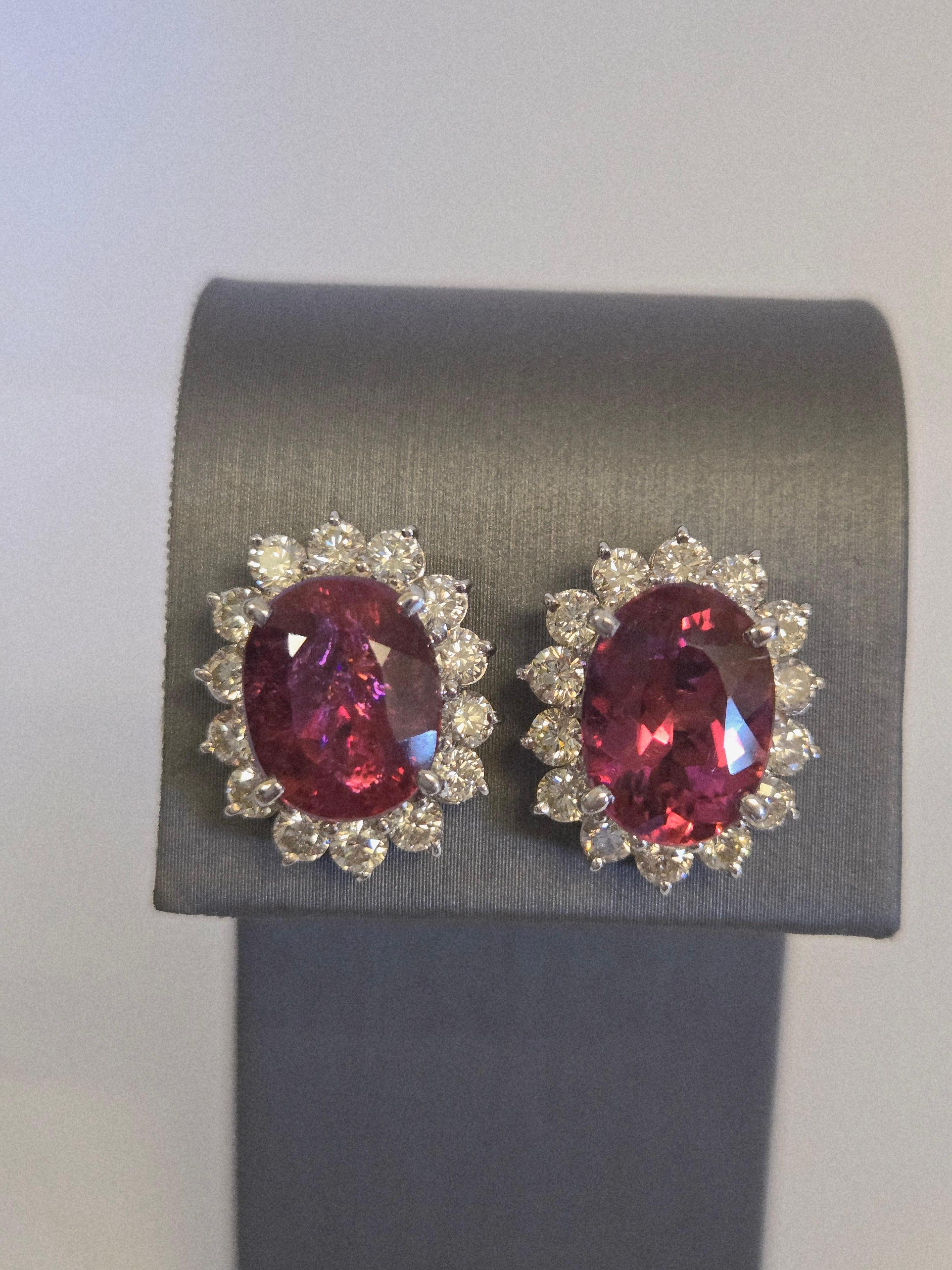 Boucles d'oreilles en or 18 carats rubellite et diamant certifiées GIA de 8,63 carats en vente 4