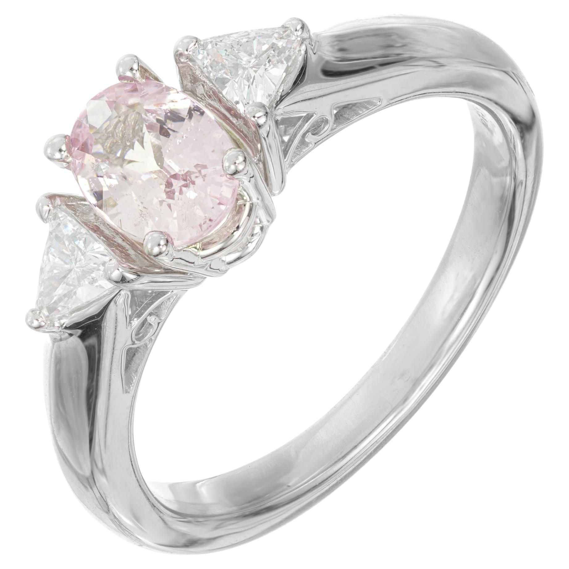 Platin Verlobungsring mit natürlichem rosa Saphir und Diamant 