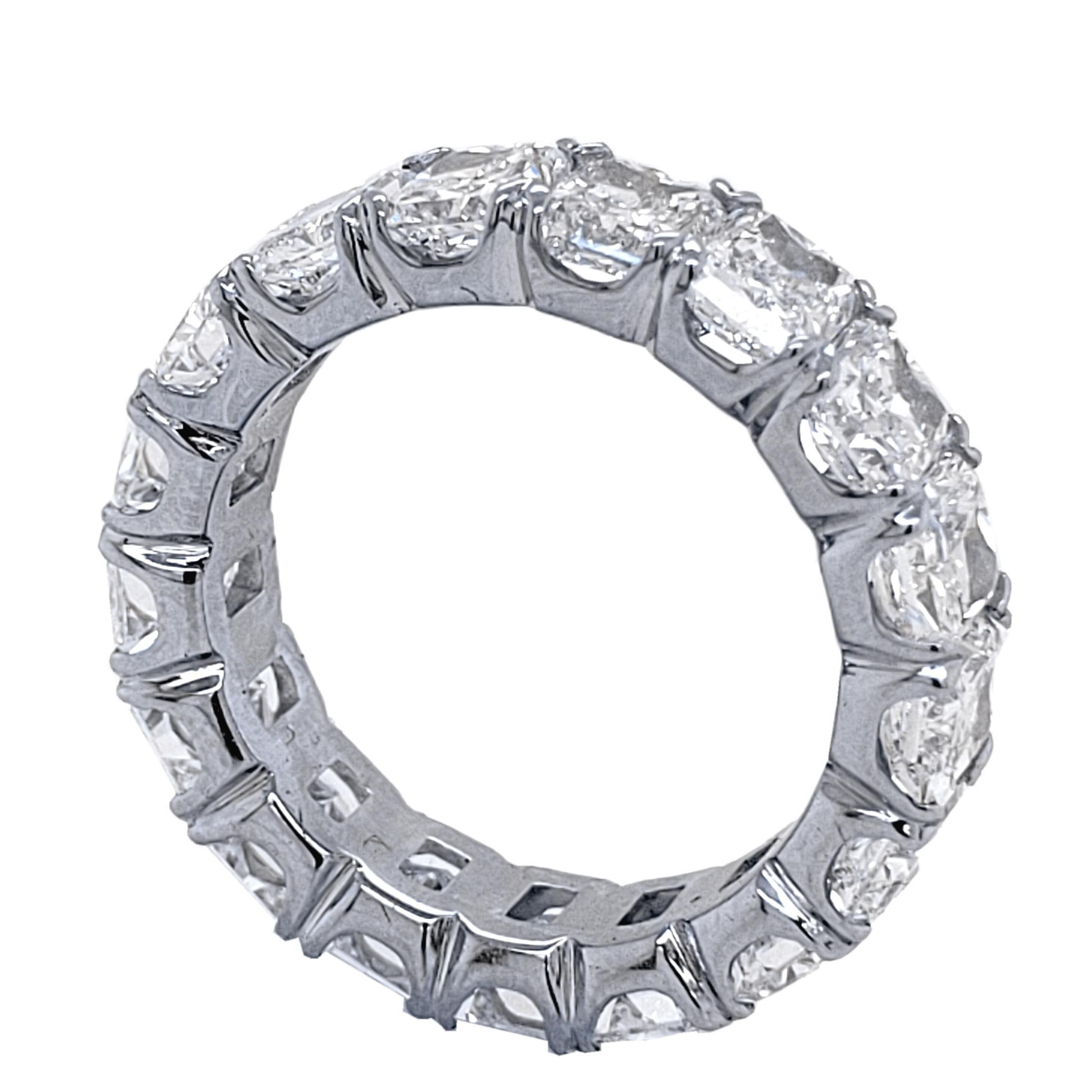 Taille radiant Bague d'éternité en platine avec diamants taille radiant de 8,71 carats, certifiés GIA en vente