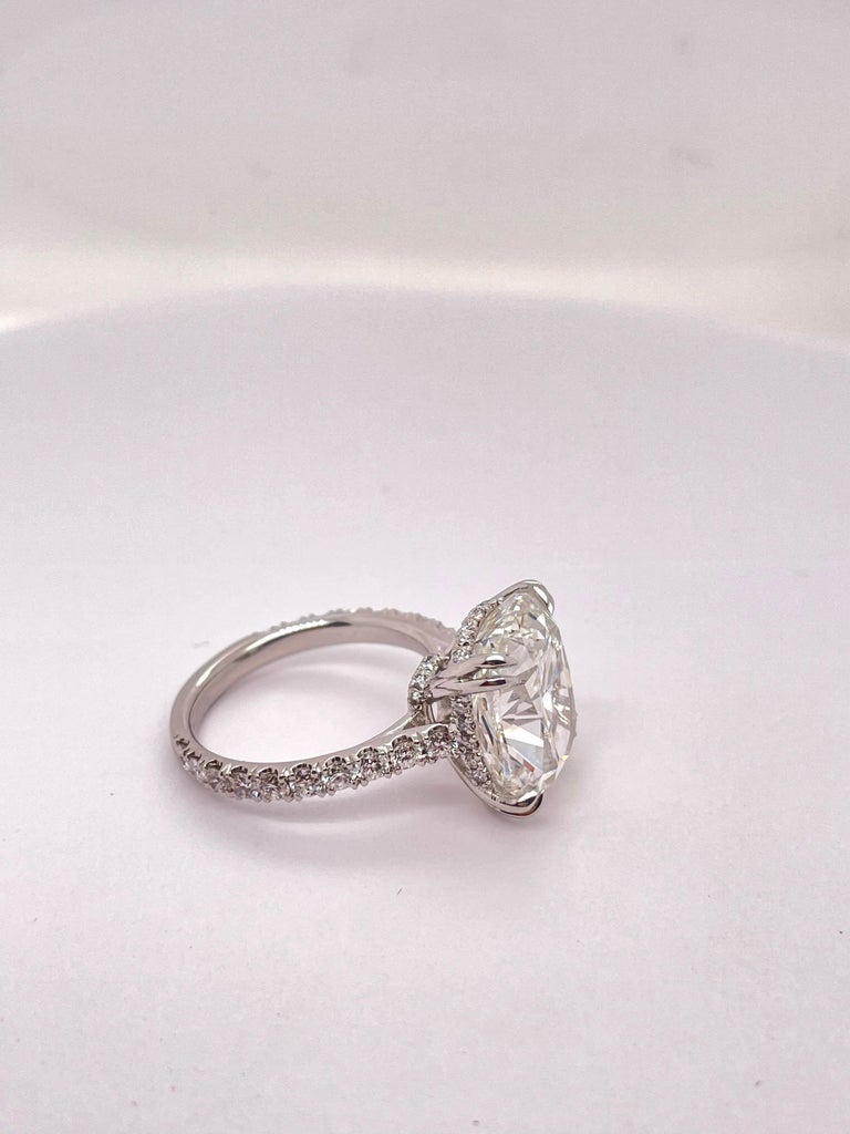 GIA Certified 8.72 Carat Diamond Engagement Ring, Platinum Mounting at ...