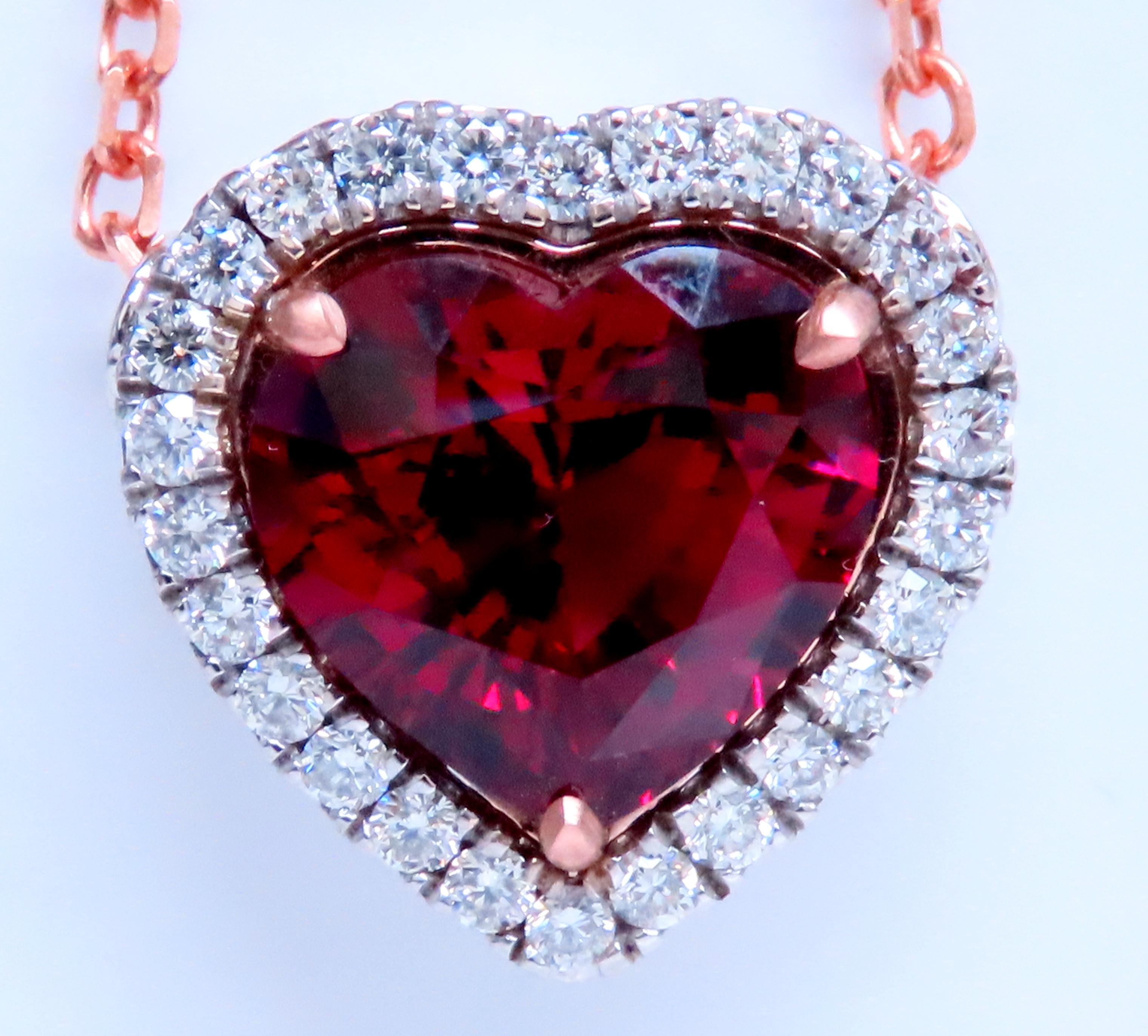 Contemporaneo GIA Certified 8.72ct Collana aureola con granato a cuore Nature 14kt Rhodolite 12400 in vendita