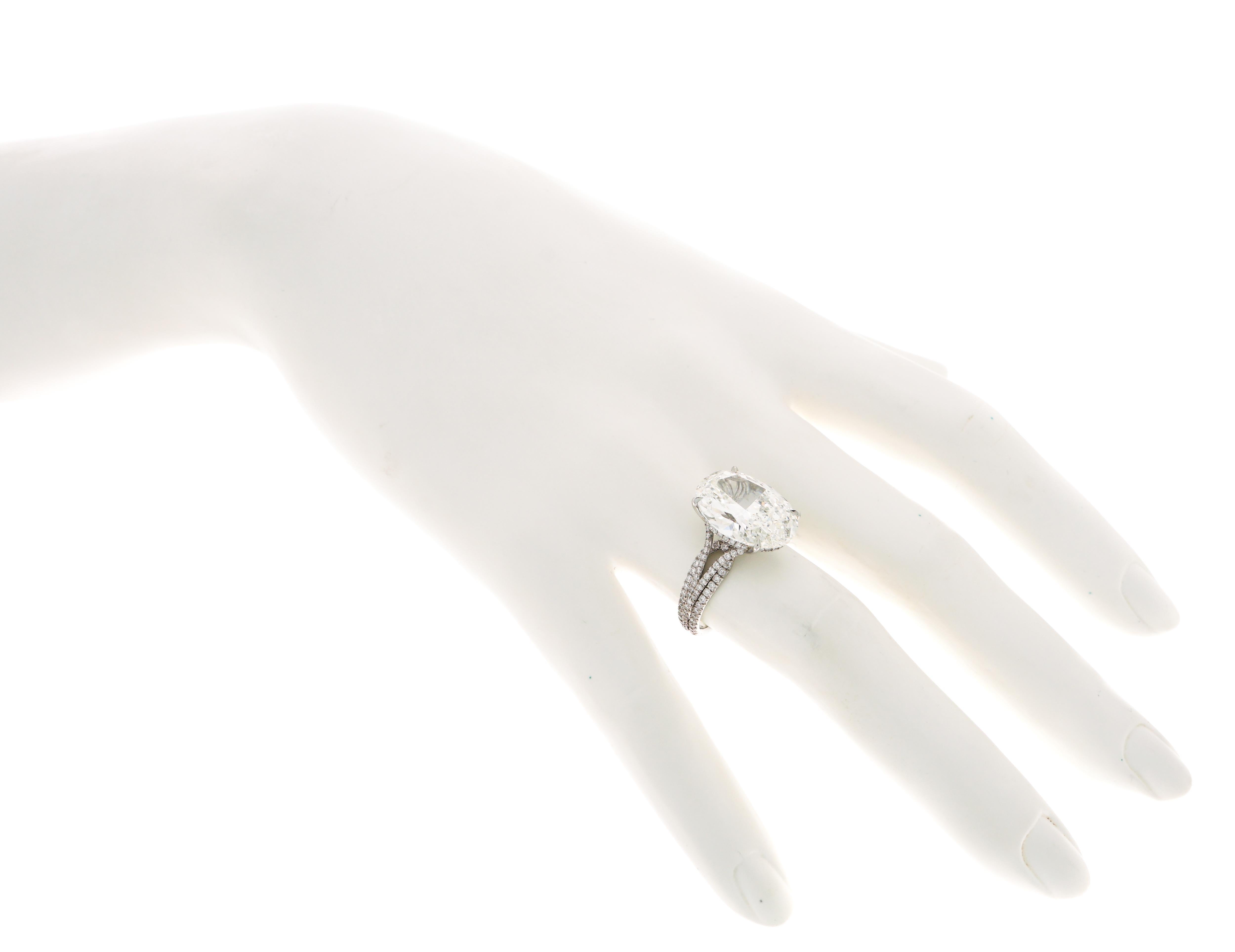 GIA Certified 8.76 Carat Oval Kwiat Diamond Platinum Engagement Ring 3