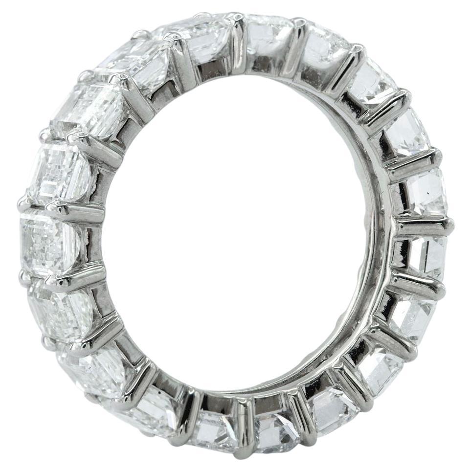 Modern GIA Certified 8.71 Carat Emerald Cut Diamond Eternity Band Ring For Sale