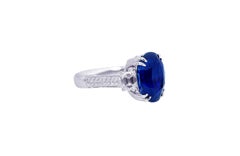GIA Certified 8.90 Carat Royal Blue Sapphire Cocktail Ring in 18 Karat Gold