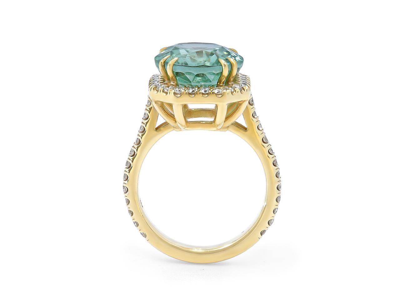 GIA Certified 8.97 Carat Paraiba Mint Green Tourmaline Ring in 14K Gold In Good Condition For Sale In Beverly Hills, CA