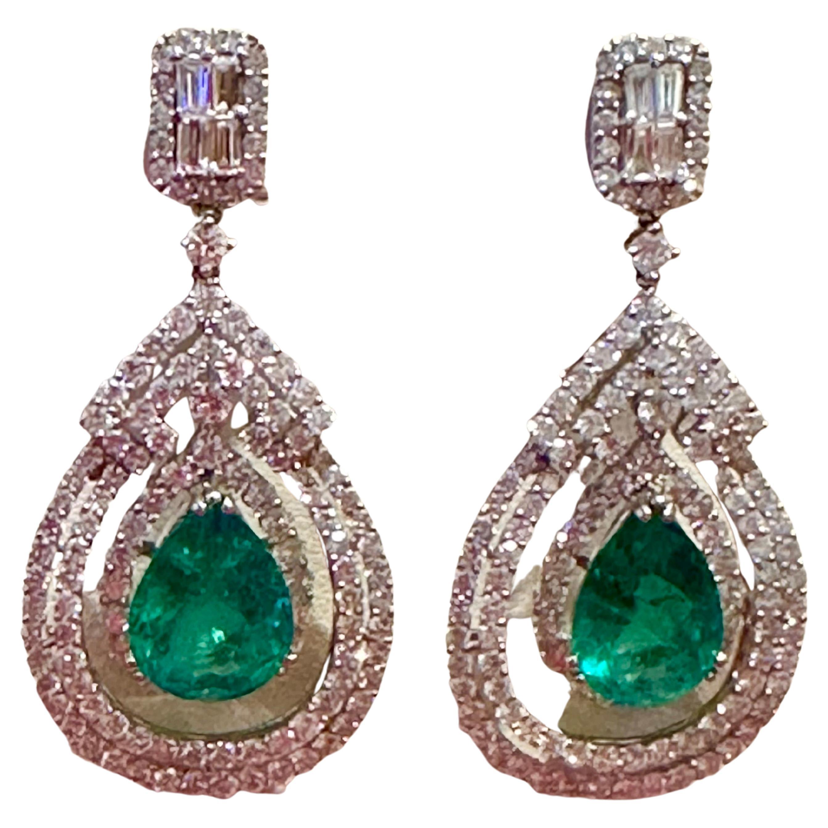 GIA Certified 8Ct Colombian Pear Emerald Diamond Hanging/ Drop Earrings 18K Gold
Approximately 8Ct Colombian Pear Shape Emerald Diamond Hanging/ Drop Earrings 18Kt  White Gold
GIA Report # 6227863246
Natural Beryl
origin Colombia
Clarity Enhancement