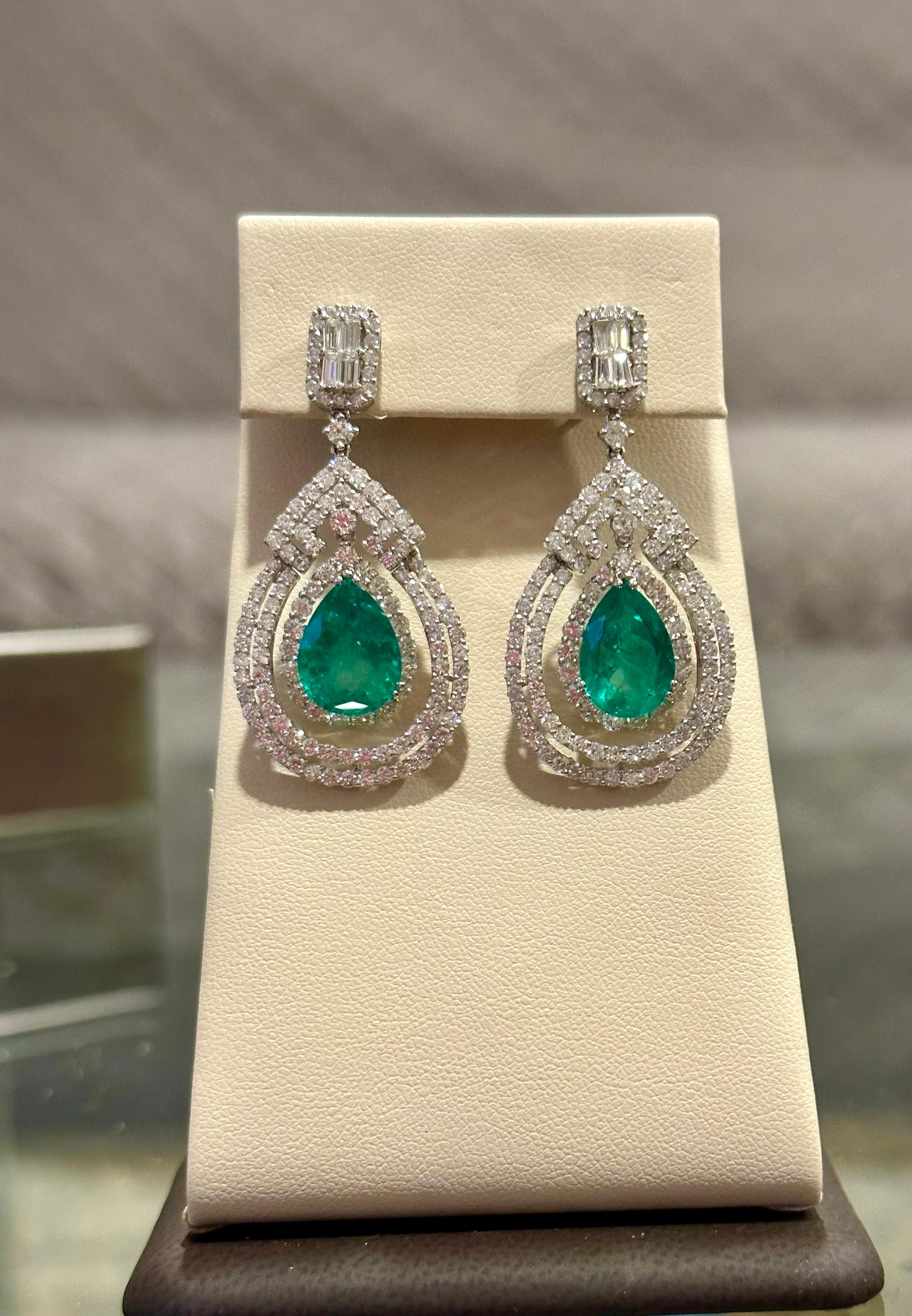 GIA Certified 8Ct Colombian Pear Emerald Diamond Hanging/ Drop Earrings 18K Gold For Sale 2