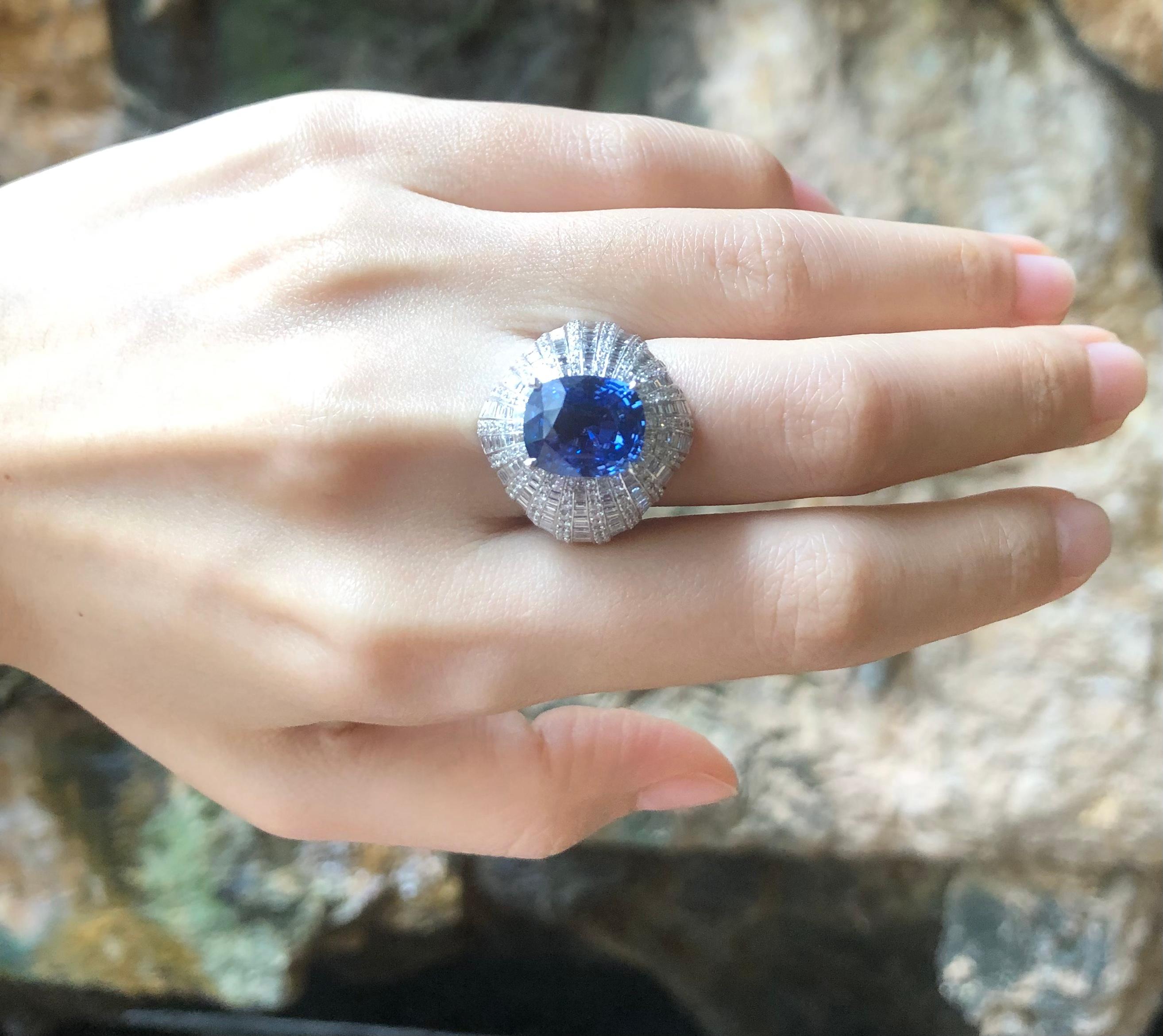 Blue Sapphire 8.03 carats with Diamond 4.32 carats Ring set in 18 Karat White Gold Settings
(GIA Certified)

Width:  0.9 cm 
Length: 1.1 cm
Ring Size: 54
Total Weight: 17.71 grams


