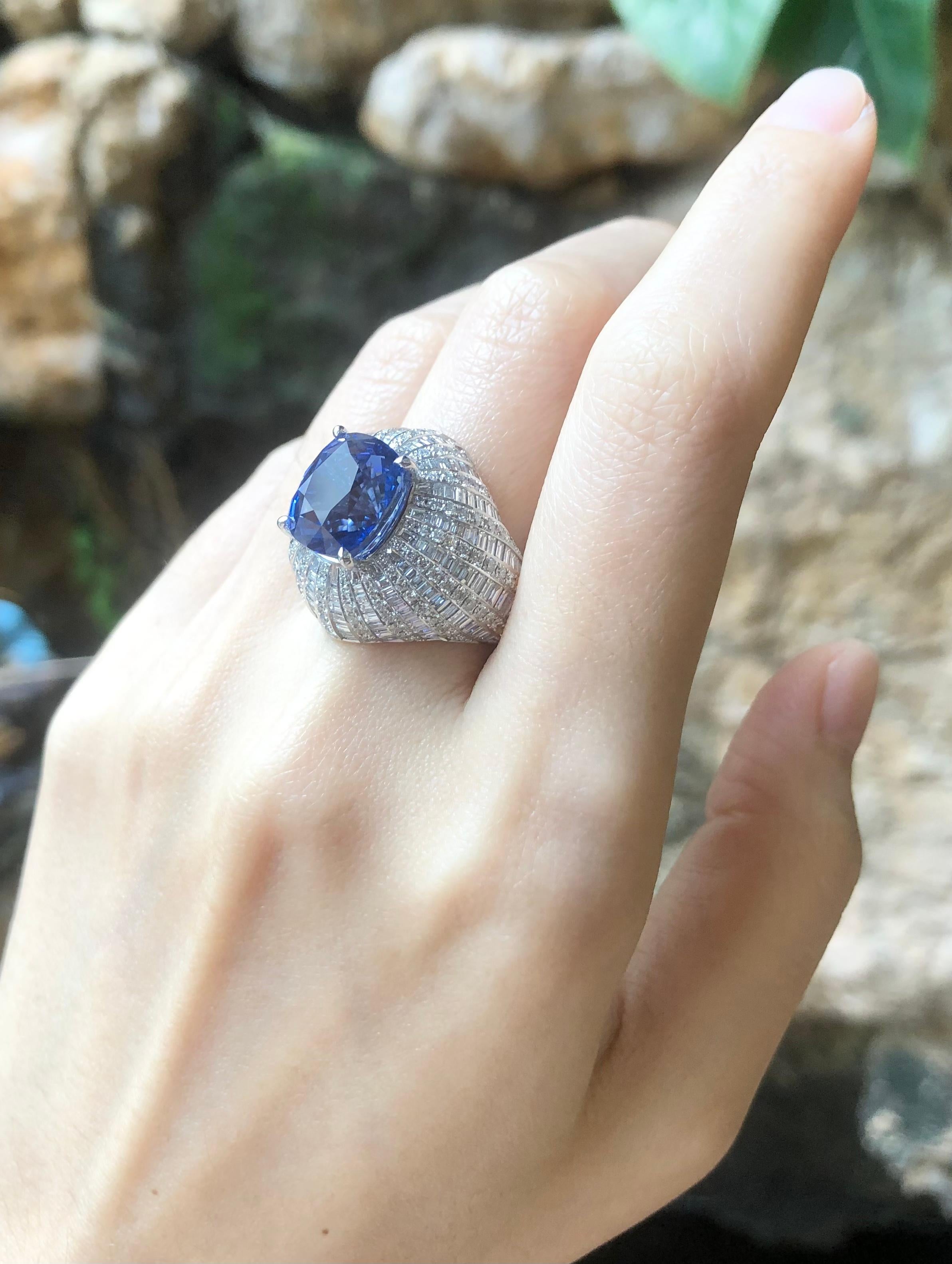 Cushion Cut GIA Certified 8cts Ceylon Blue Sapphire with Diamond Ring Set in 18K White Gold For Sale