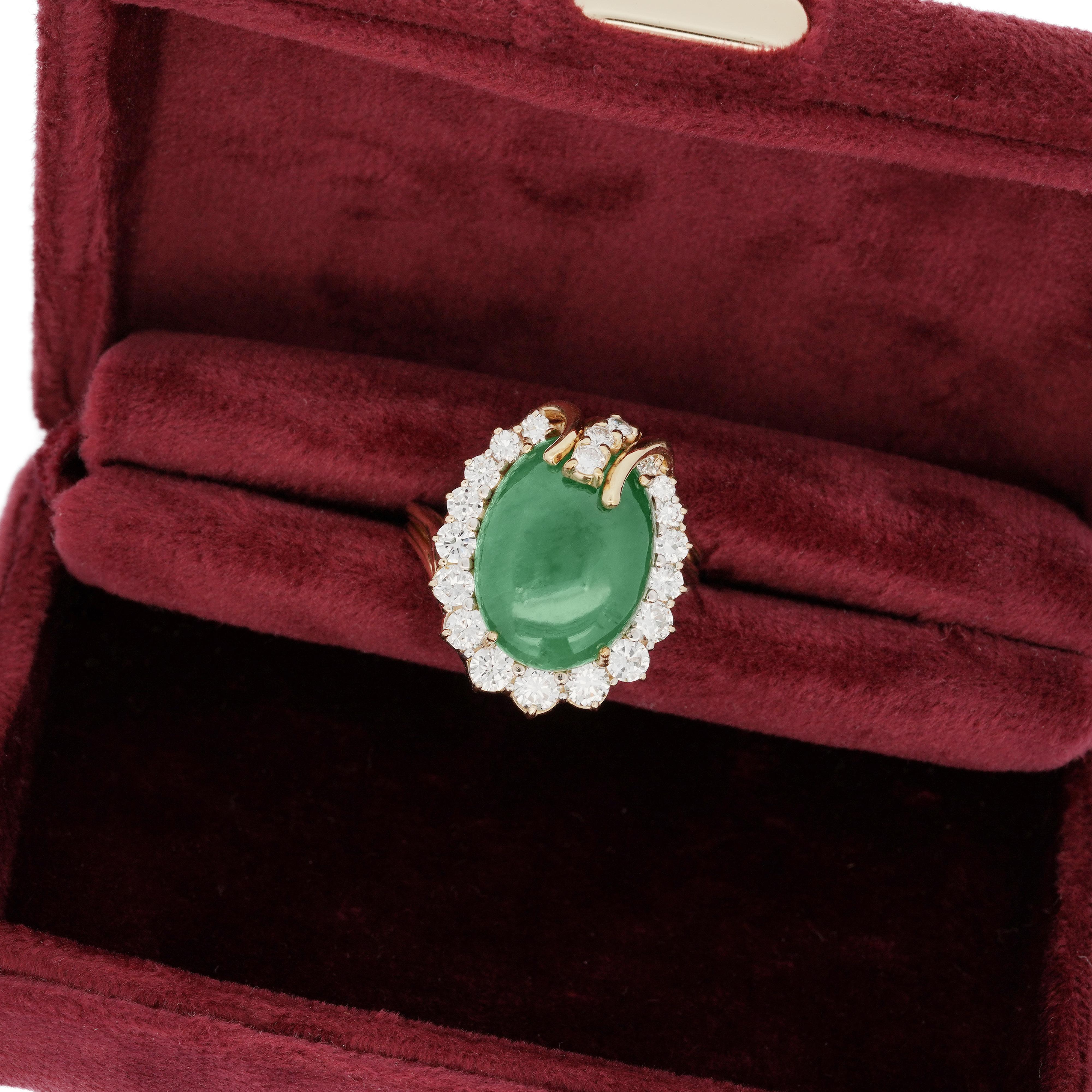 GIA Certified 9 Carat Jadeite Jade Type A and Diamond Halo Ring For Sale 5