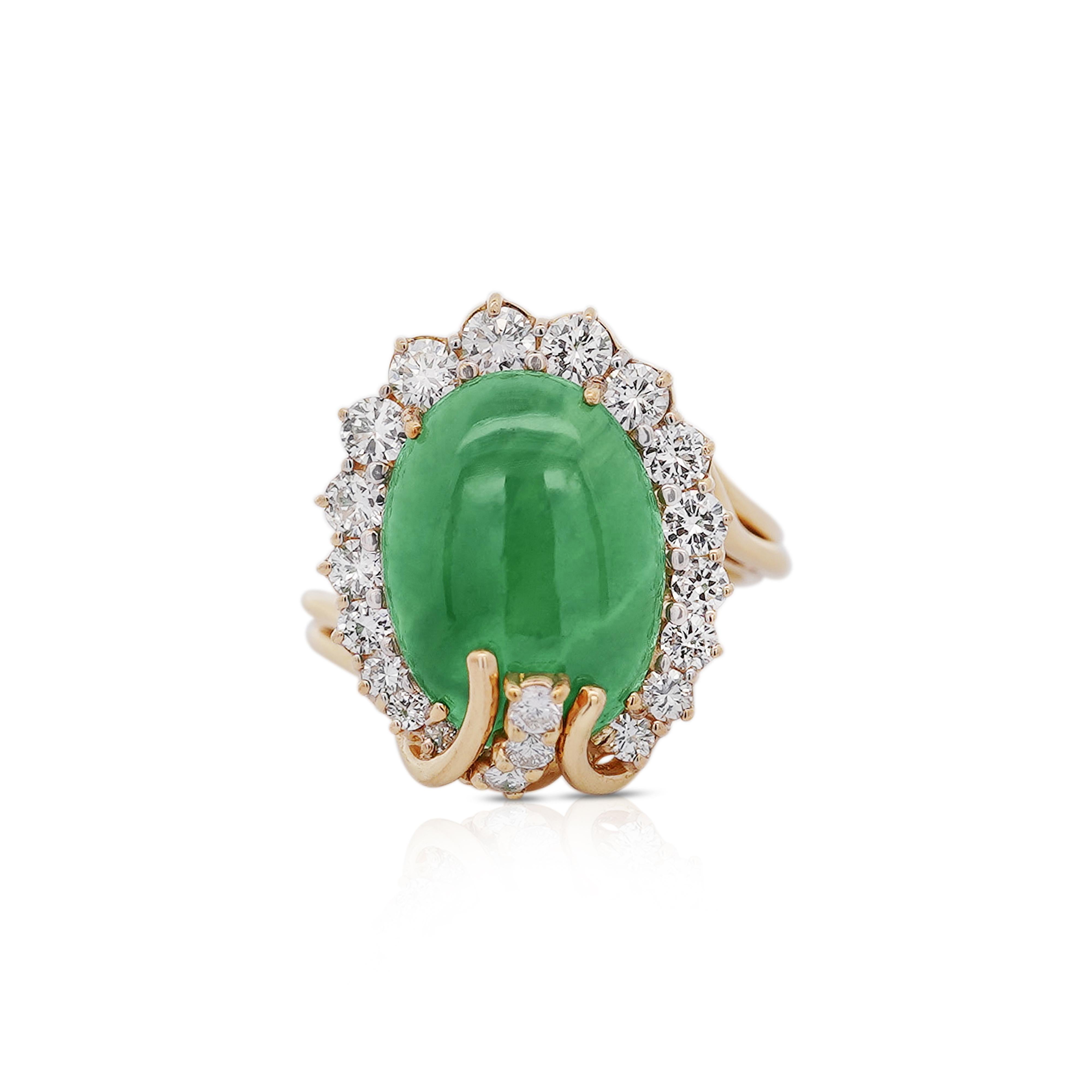 GIA-zertifizierter 9 Karat Jadeit Typ A und Diamant Halo-Ring im Angebot 5