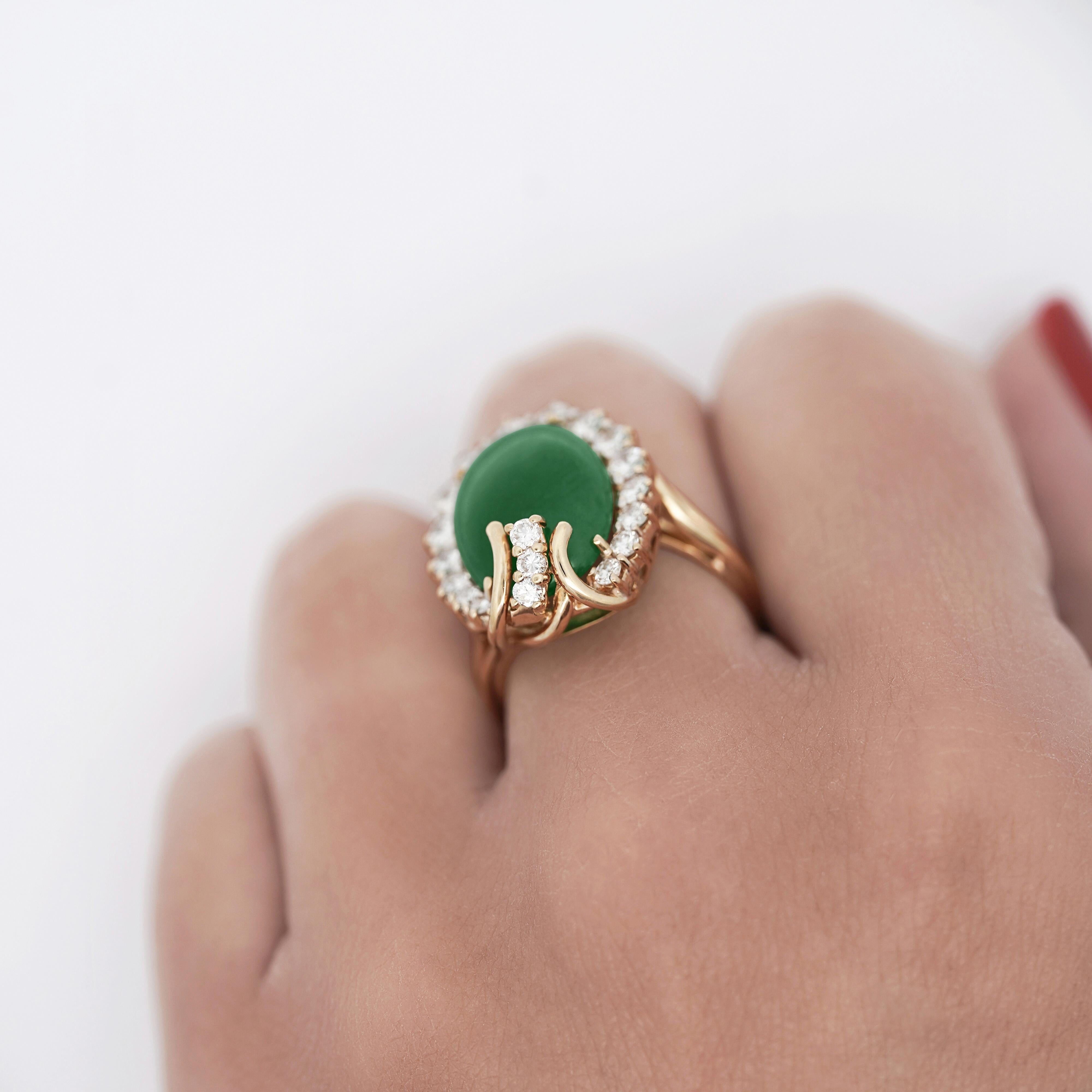 GIA Certified 9 Carat Jadeite Jade Type A and Diamond Halo Ring For Sale 3