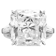 GIA Certified 9 Carat Radiant Cut Diamond Platinum Solitiare Ring