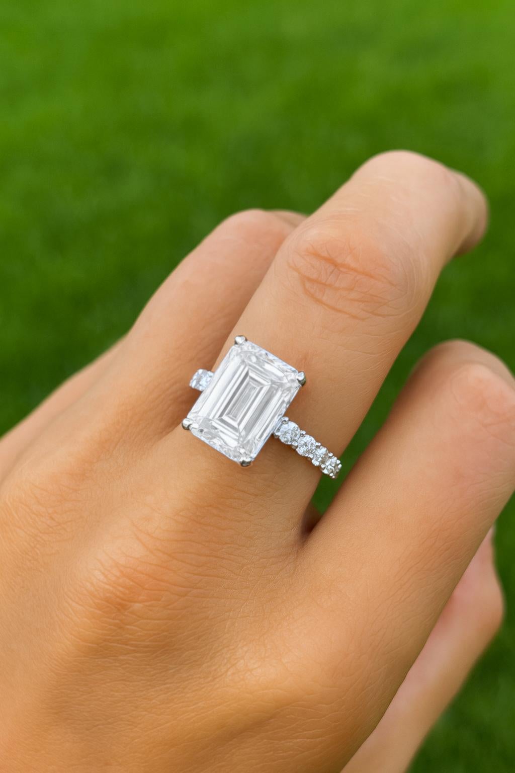 Contemporary GIA Certified 9.05 Carat Emerald Cut D Flawless Diamond Ring in Platinum For Sale