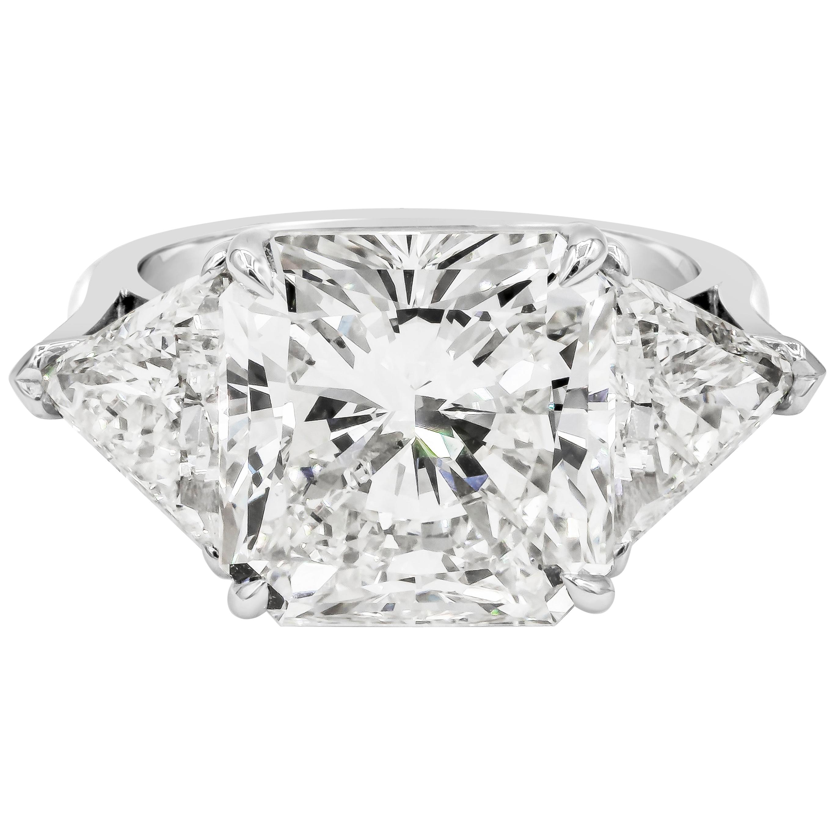 Anillo de compromiso de tres piedras con diamante de talla radiante de 9.06 quilates certificado por el GIA