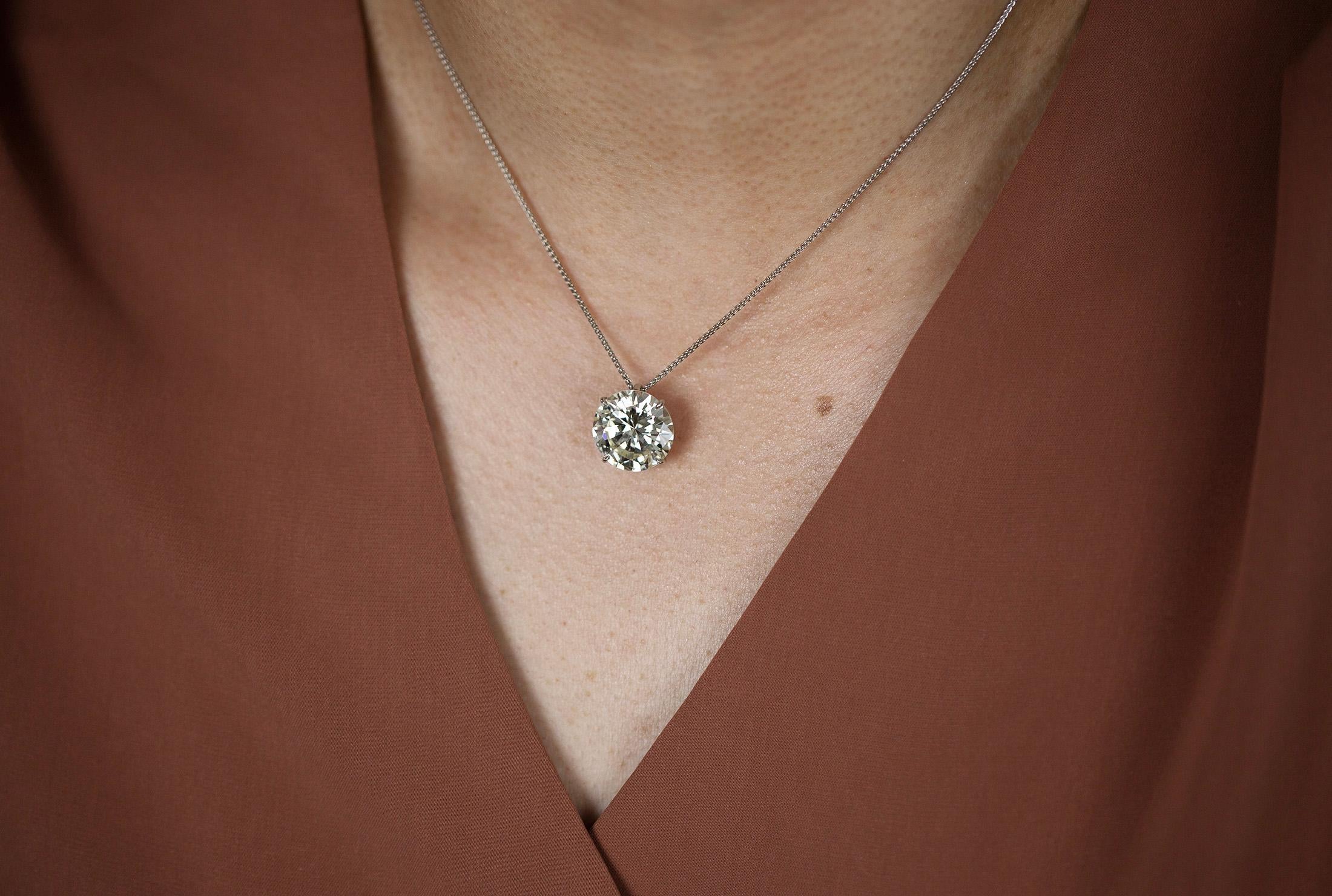 expensive diamond pendant