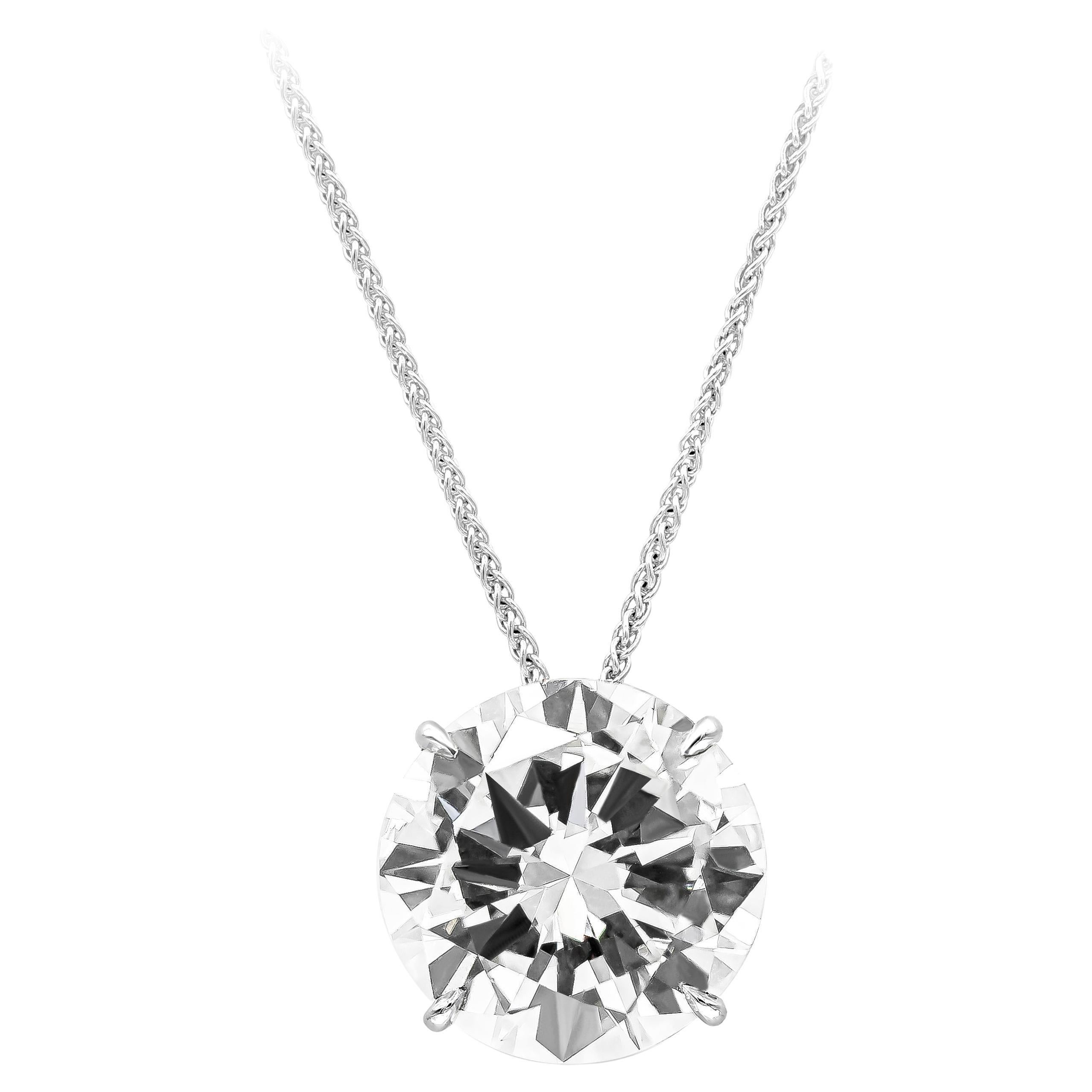 GIA Certified 9.17 Carats Round Brilliant Cut Diamond Solitaire Pendant Necklace For Sale