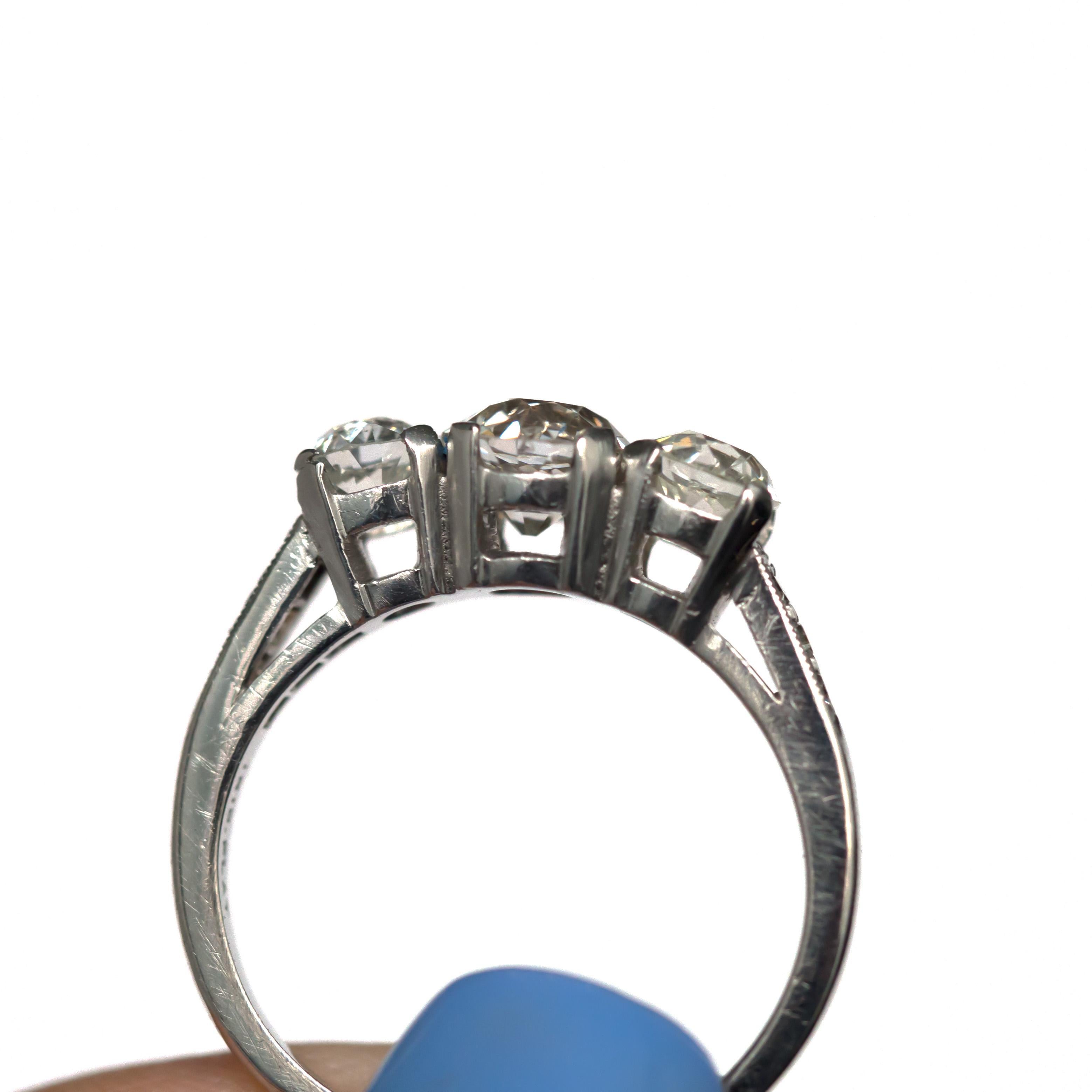 Art Deco GIA Certified .92 Carat Diamond Platinum Engagement Ring For Sale