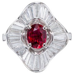 GIA Certificado .92 Quilates Rubí Diamante Oro Blanco Anillo de Cóctel Bailarina