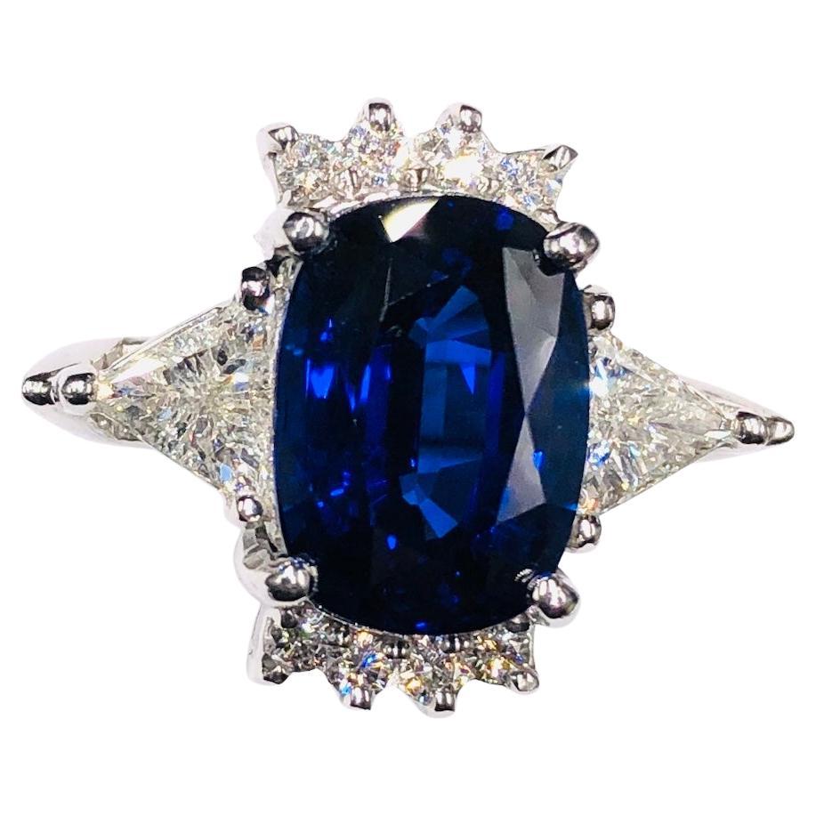 GIA Certified 9.28Ct Cushion Cut Deep Blue Natural Sapphire Ring For Sale