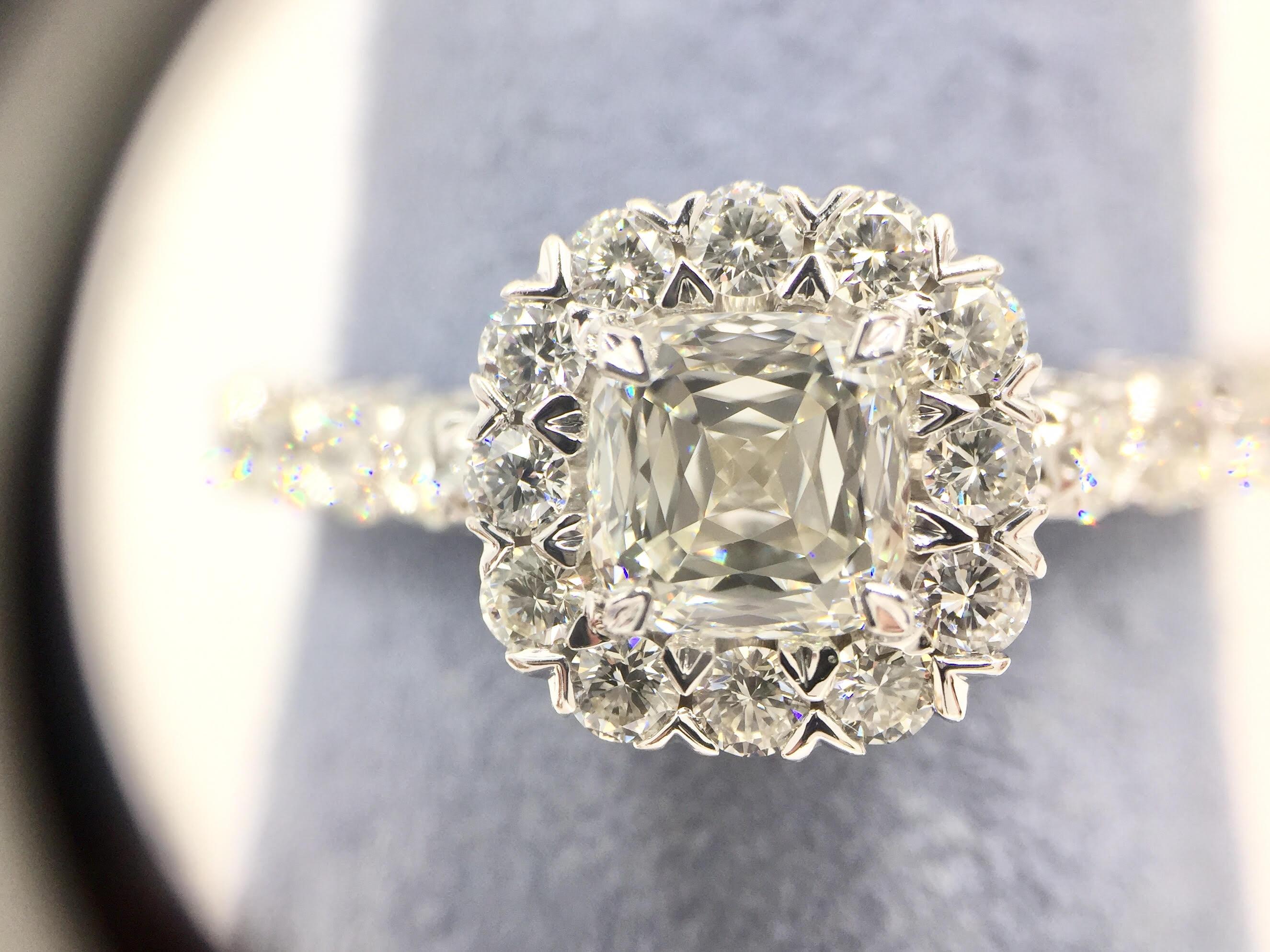 GIA Certified .93 Carat Cushion Cut Christopher Designs Crisscut Ring In New Condition In Pikesville, MD
