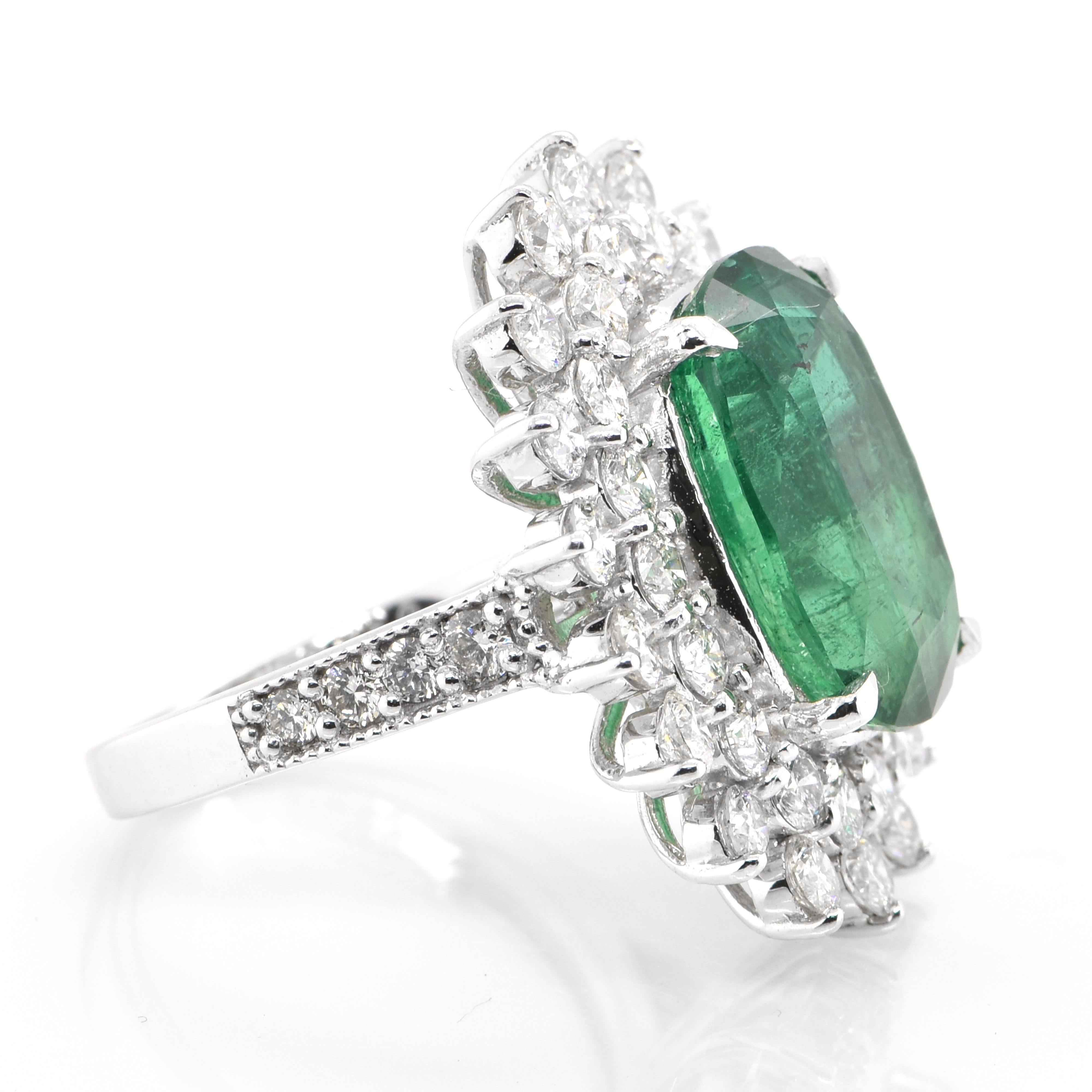GIA Certified 9.37 Carat Natural Zambian Emerald and Diamond Double Halo Ring In New Condition For Sale In Tokyo, JP