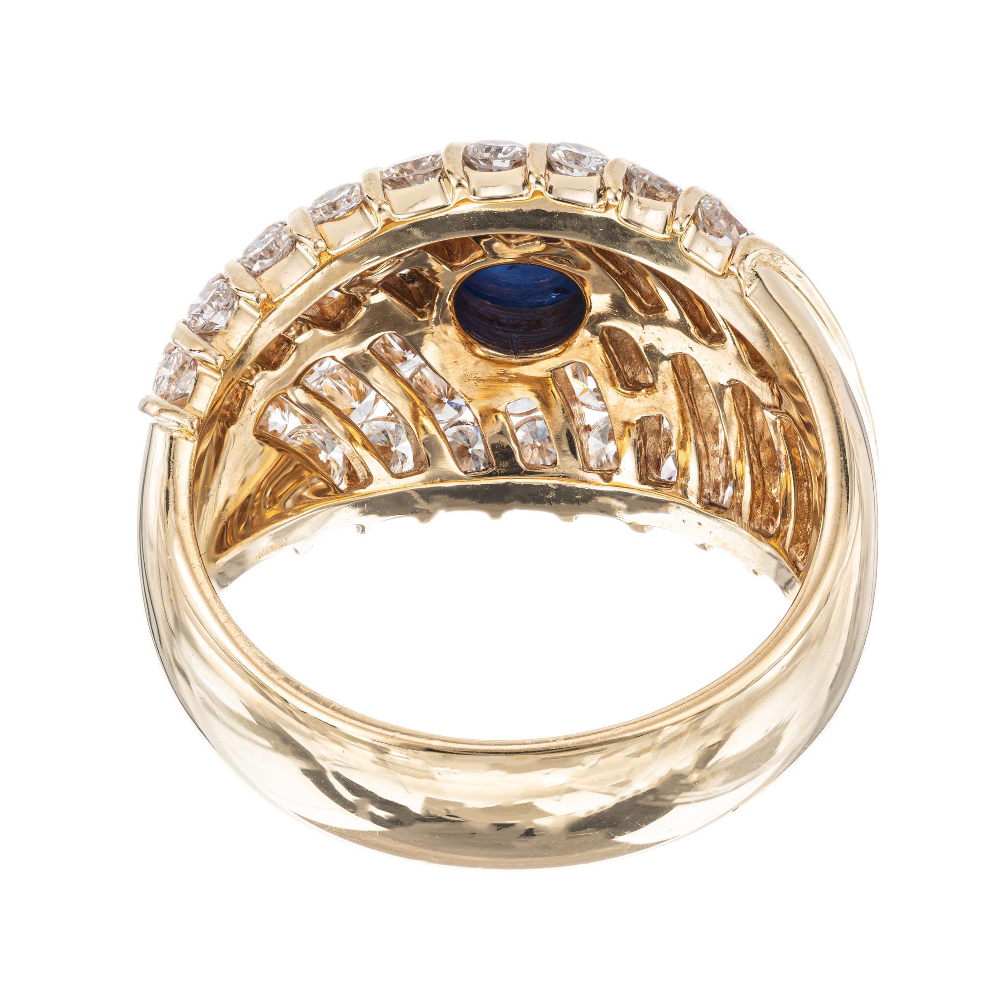 Women's GIA Certified .94 Carat Sapphire Diamond Gold Dome Cocktail Ring For Sale