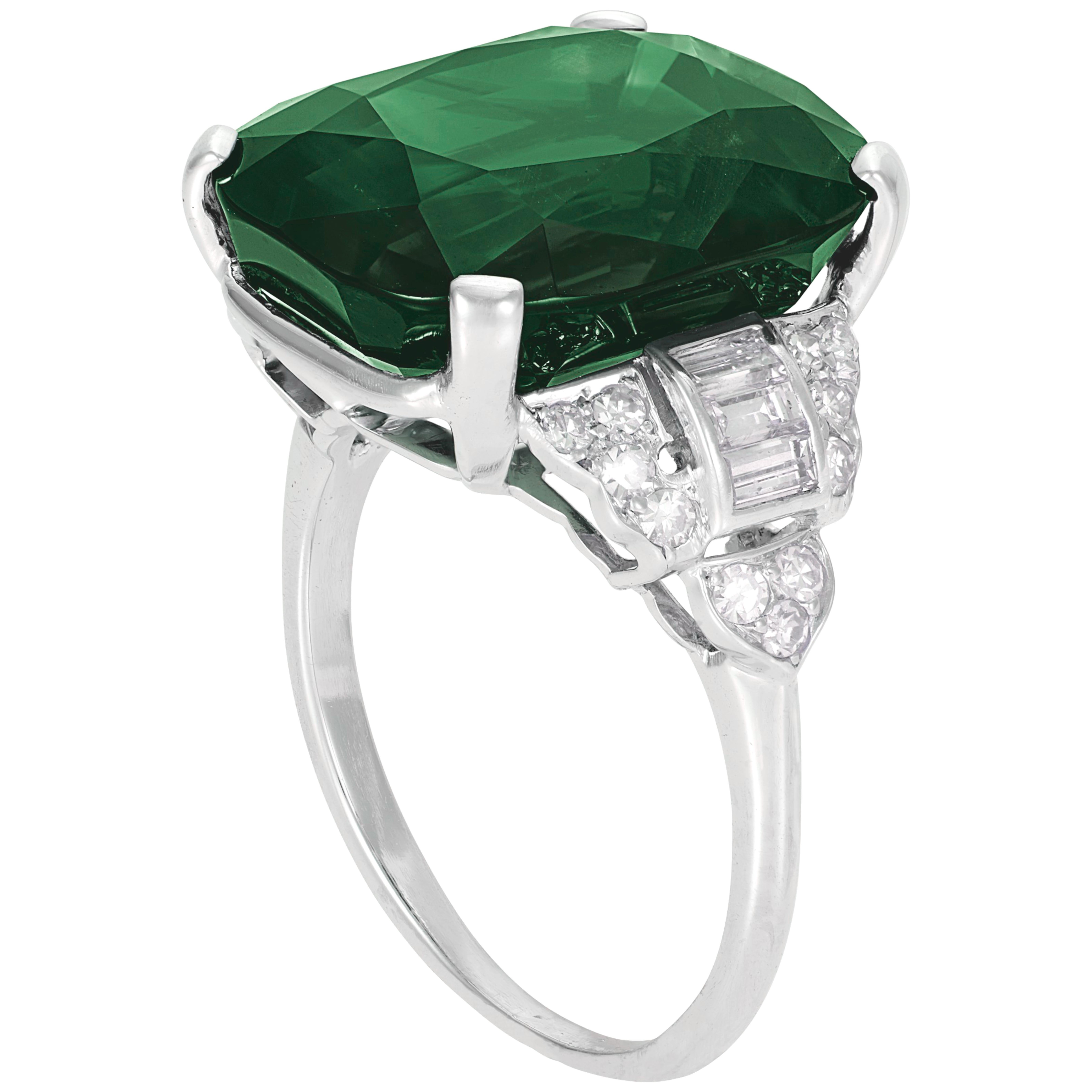 - Smeraldo naturale di 9,40t di dimensione

- Certificato GIA

- Un bellissimo colore verde vivo!

