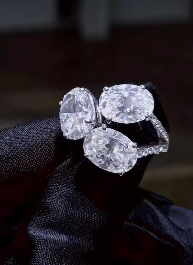 GIA Certified 9.50 Carats  F/VS1 Oval Shape Diamonds 18K Gold Ring Corte oval en venta