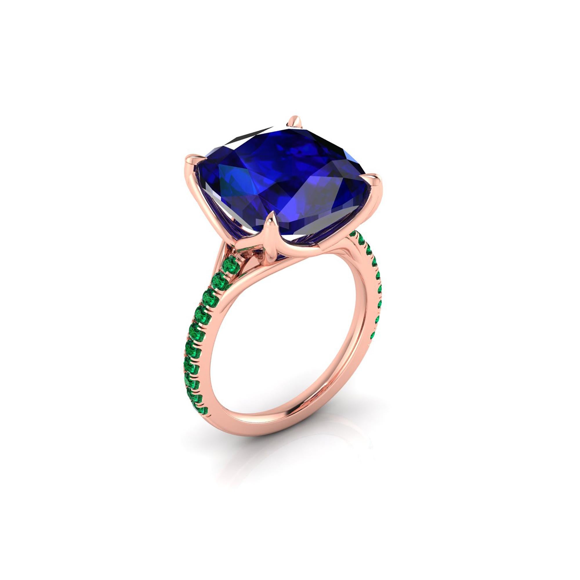 GIA Certified 9.61 Carat Tanzanite Cushion Cut Emeralds 18 Karat Rose Gold Ring In New Condition In New York, NY